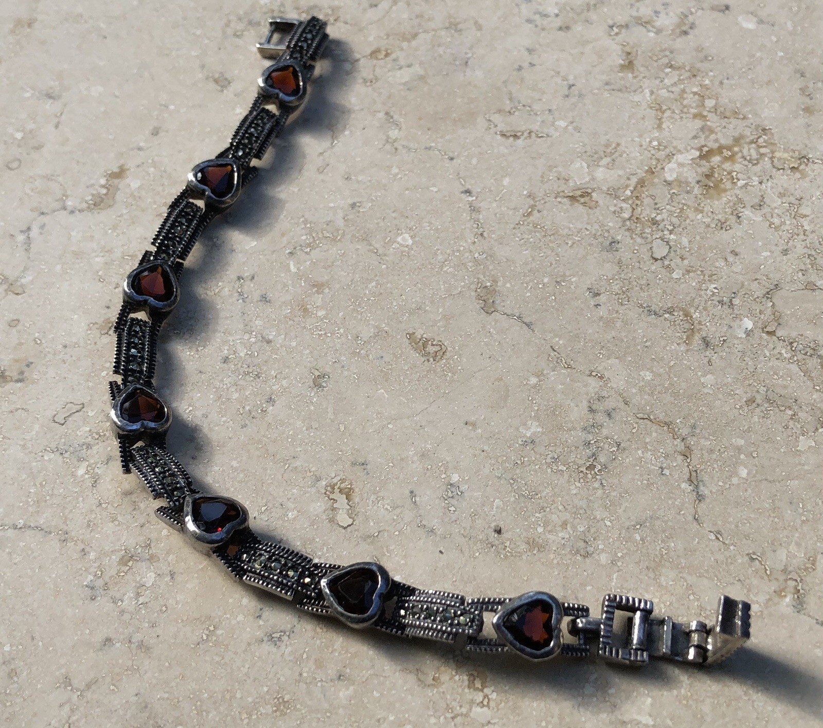 ❤️✨Genuine VINTAGE STERLING SILVER MARCASITE GARNET HEART ESTATE Tennis Bracelet