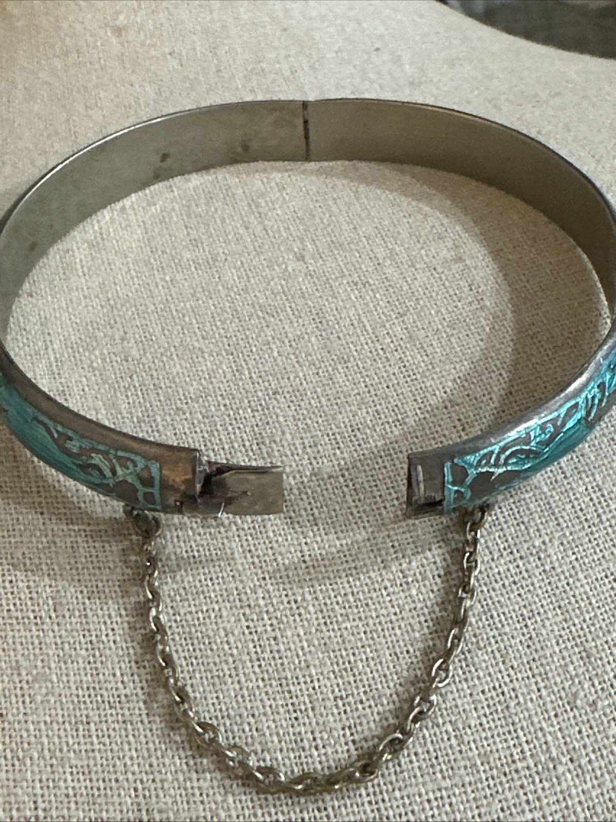 Vintage Siam Sterling Silver Bangel Bracelet Hinged Design Blue Enamel