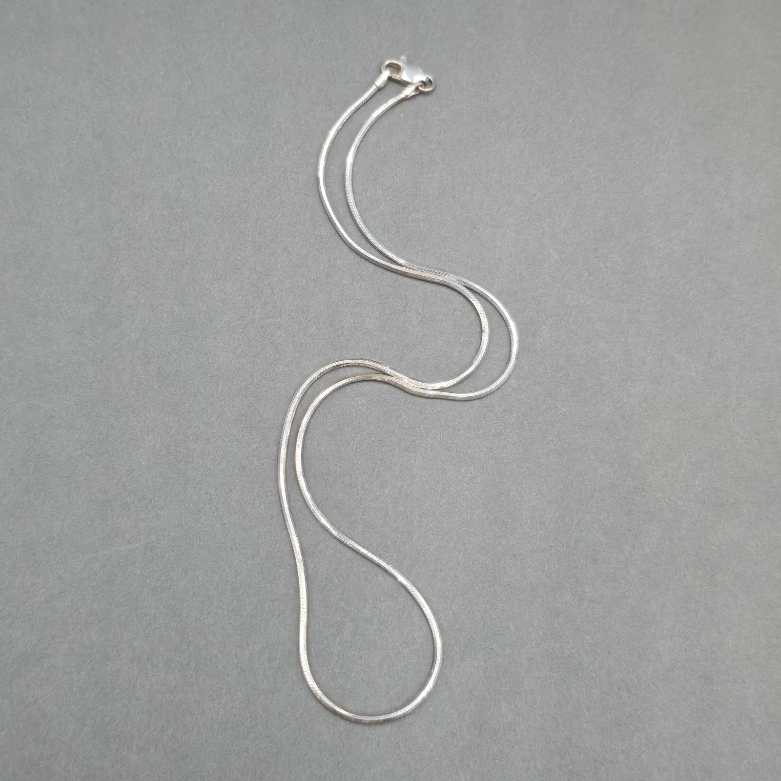 Vintage Sterling Silver Snake Chain Necklace 17″ 925 Italy AGI Minimalist Design