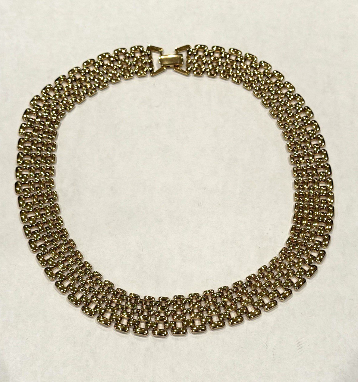 NAPIER PANTHER WATCHBAND COLLAR FLAT GOLD 16″ CHUNKY .75″ WIDE 1980S Necklace EU