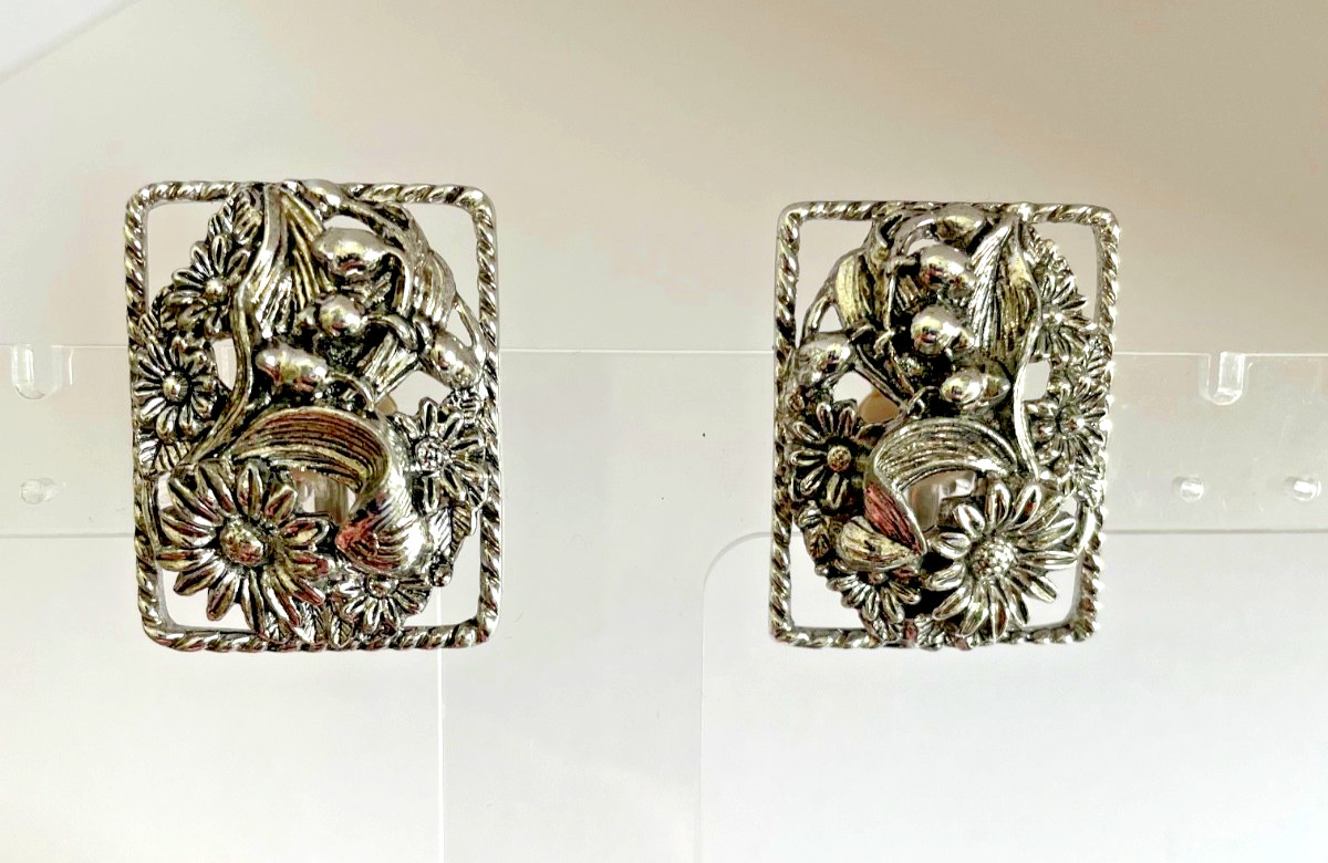 Sarah Coventry Antique Garden Floral Silver Tone Rectangular Clip Earrings G169