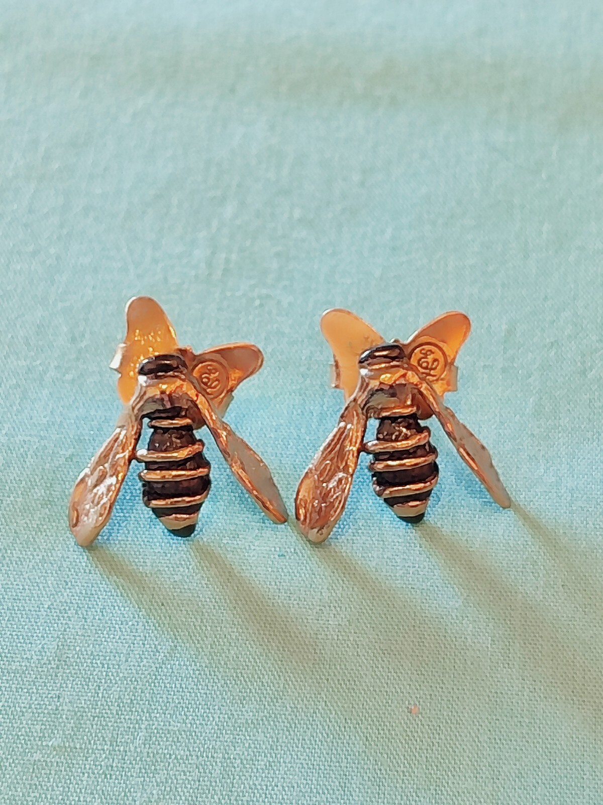 Vtg Bumblebee Hornet Earrings Gold Tone Butterfly Backs Unknown Maker