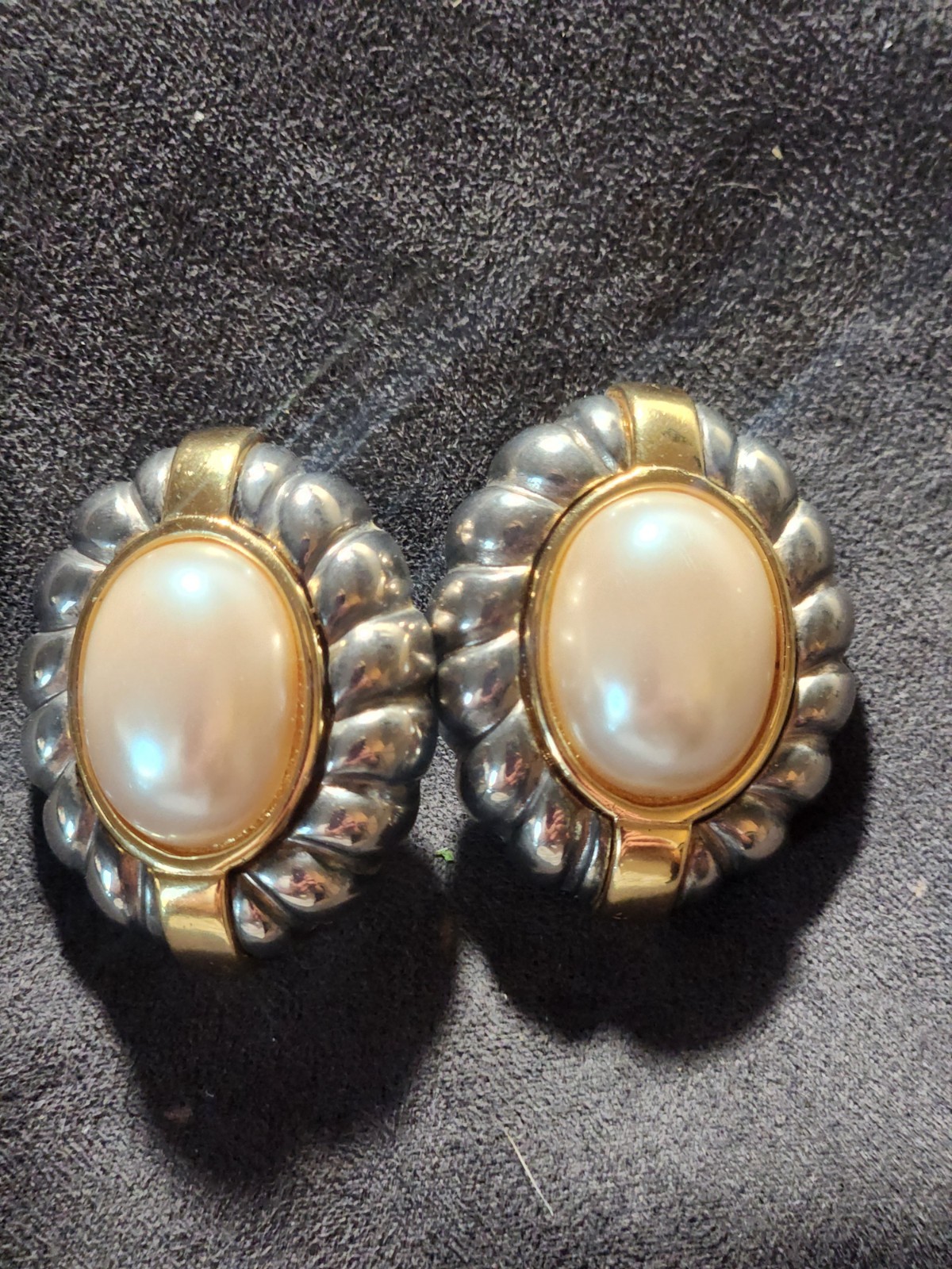 GIVENCHY Paris New York Large Vintage 2 Tone Faux Pearl Oval Clip On Earrings