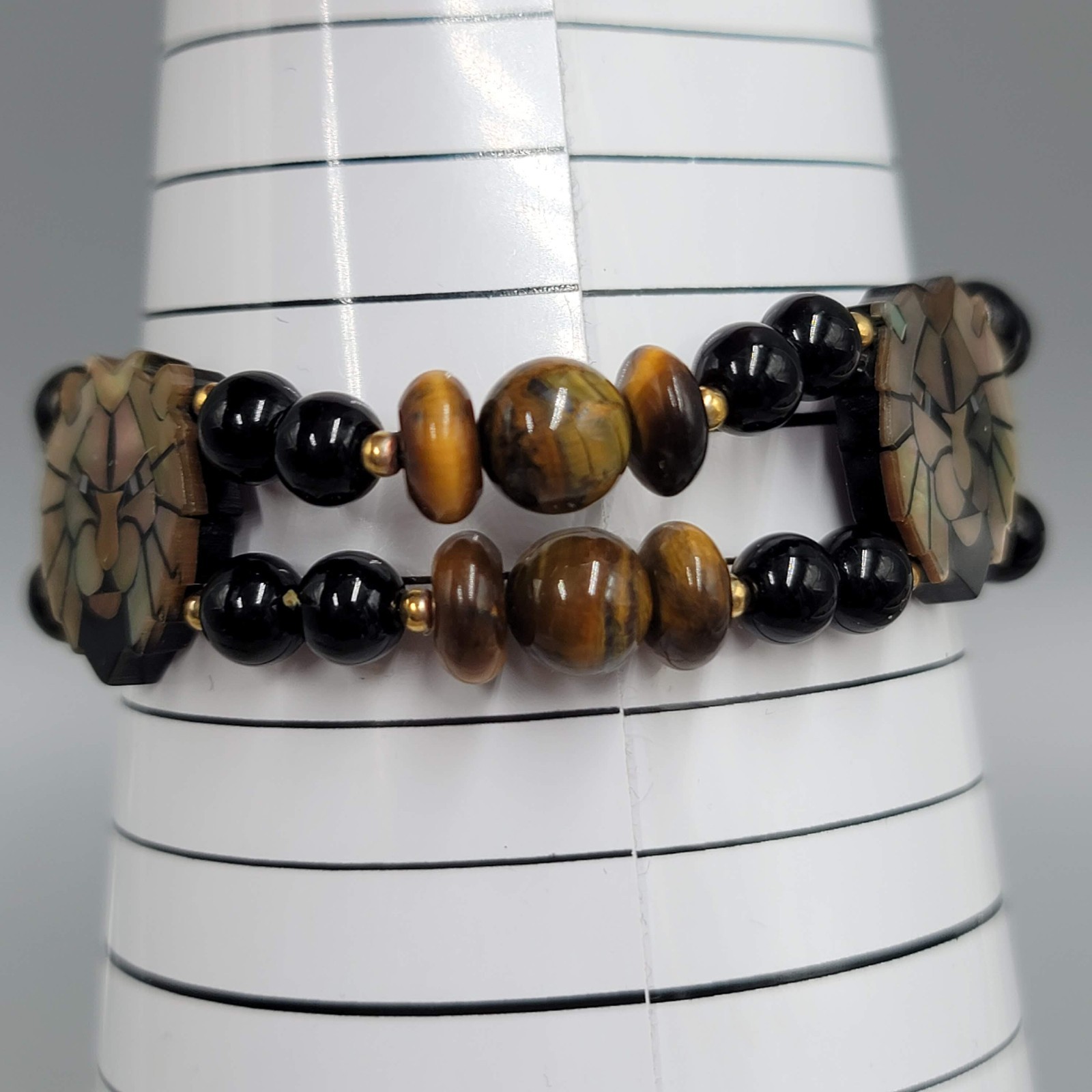 Lee Sands Bracelet Lion Face Zodiac Leo Tiger’s Eye Bead Stretch 6.25″