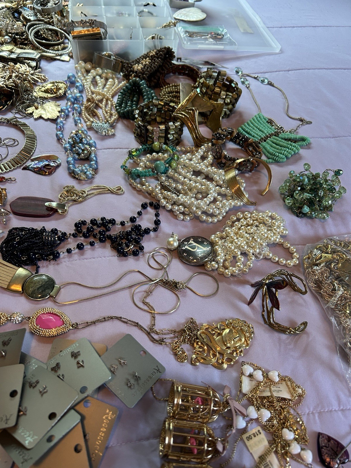 Vintage jewelry Lot