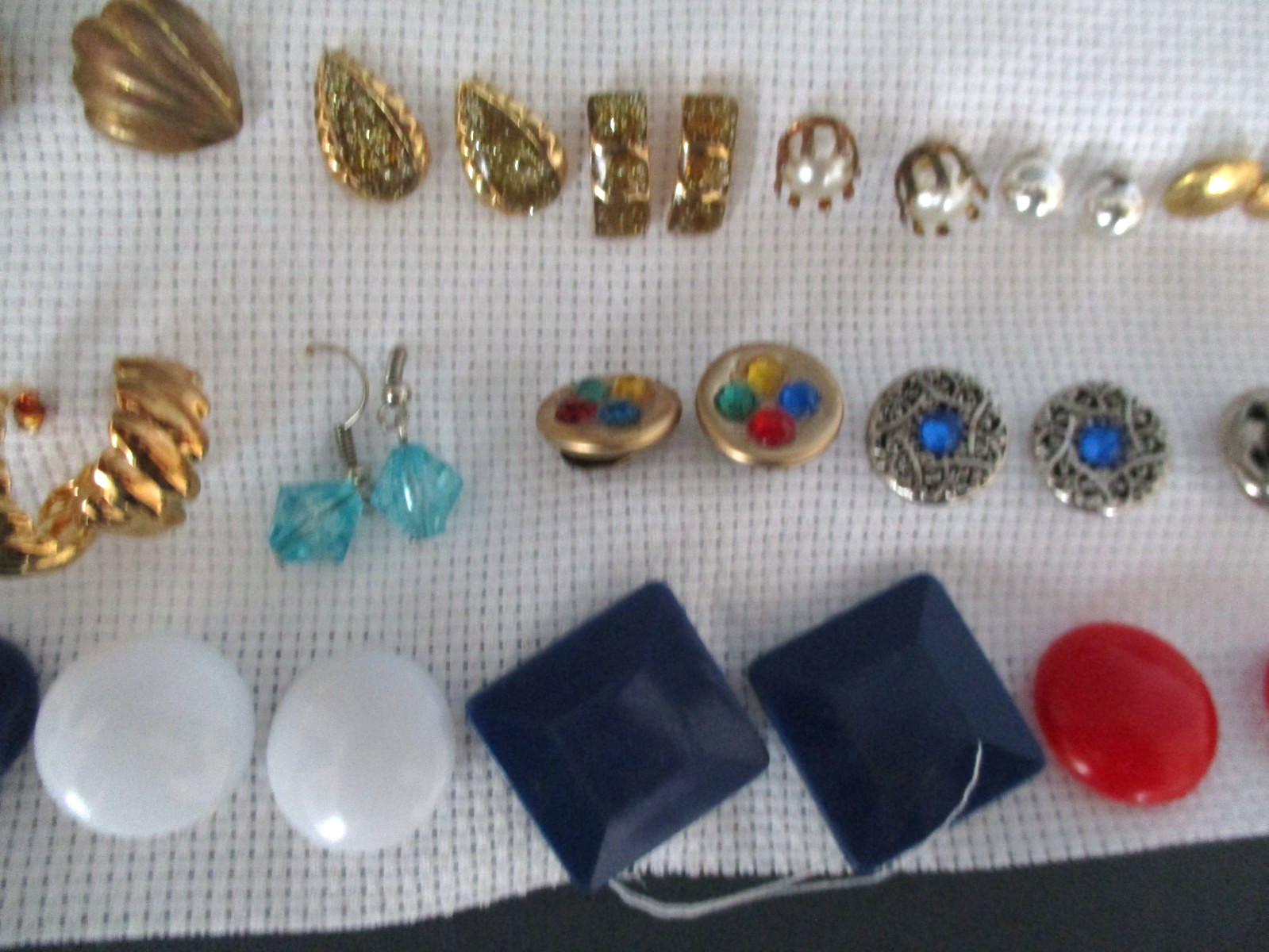 100 Pierced Earrings Sets Vtg to Mod Wearable Unsigned.