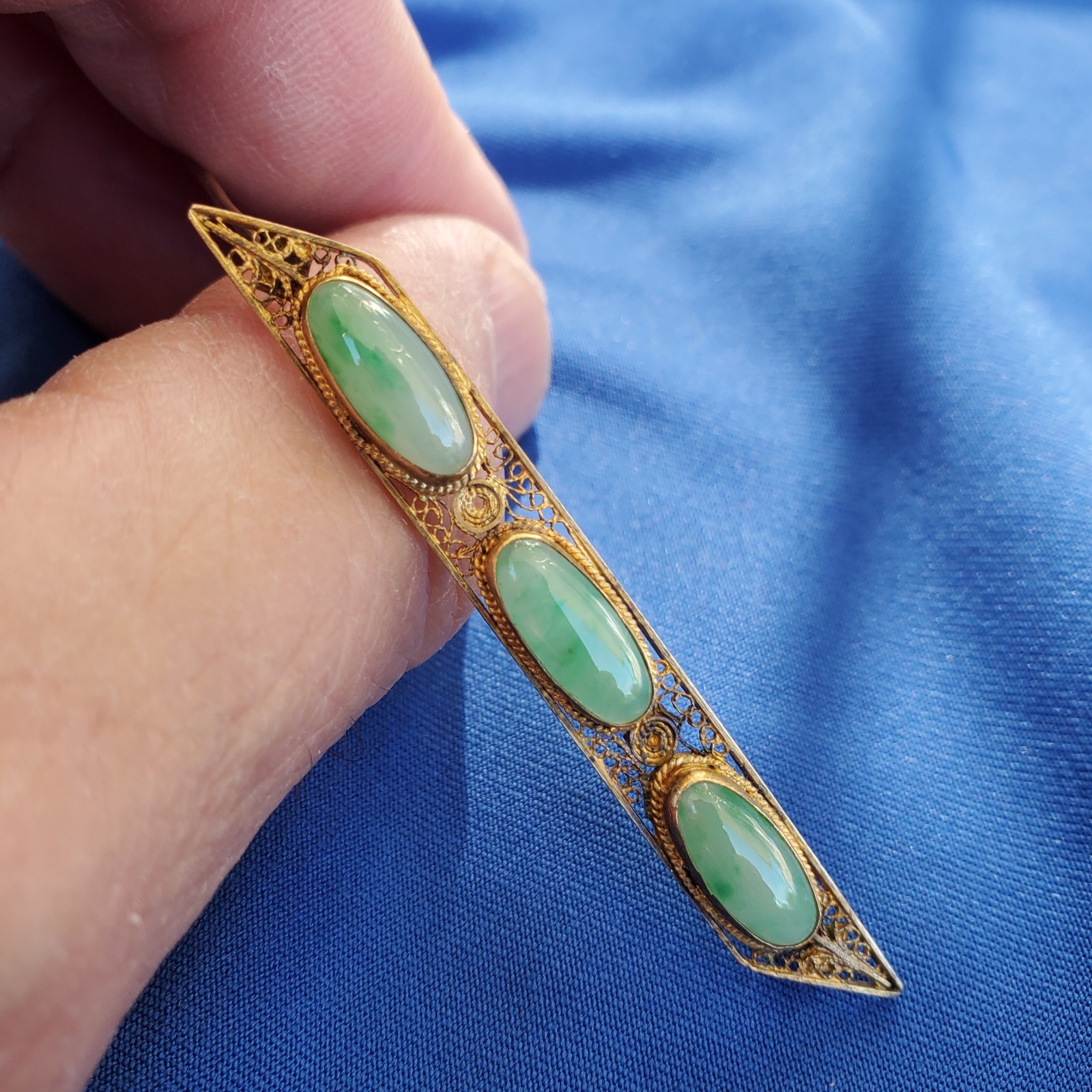Original EARTH MINED JADE Antique Art Deco Brooch Vintage SOLID 14K GOLD Bar Pin