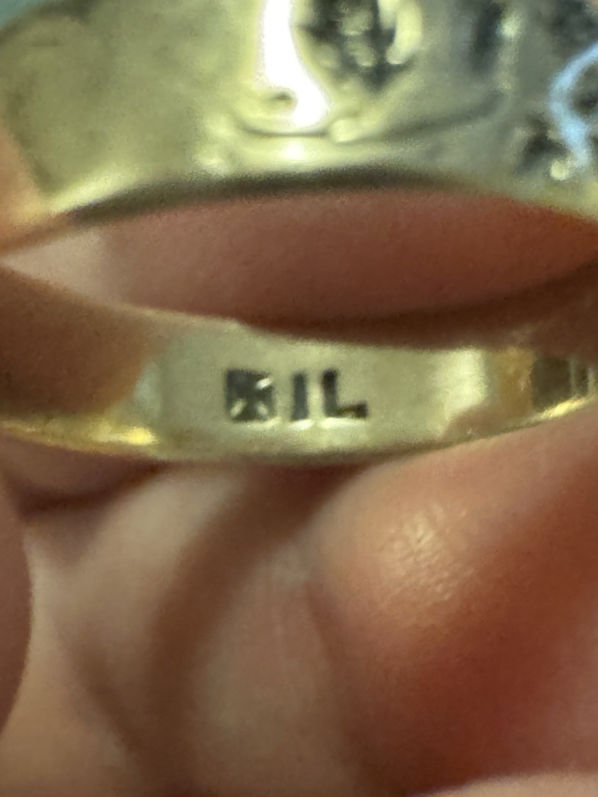 Victorian 10k Gold Engraved Wedding Band/Ring Circa 1900