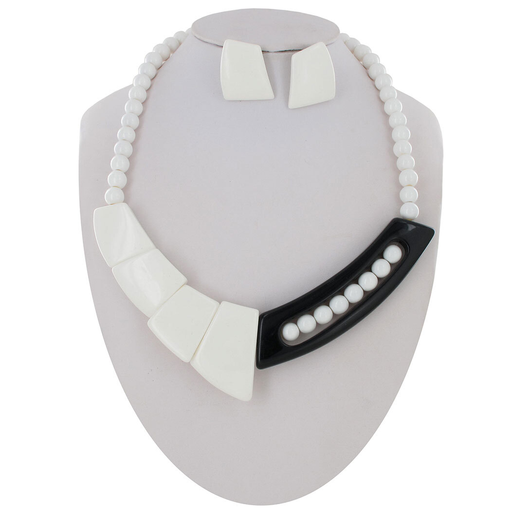 Black White Bead Lucite Geometric Earrings 1.75″ Necklace 21″ Women Jewelry Set