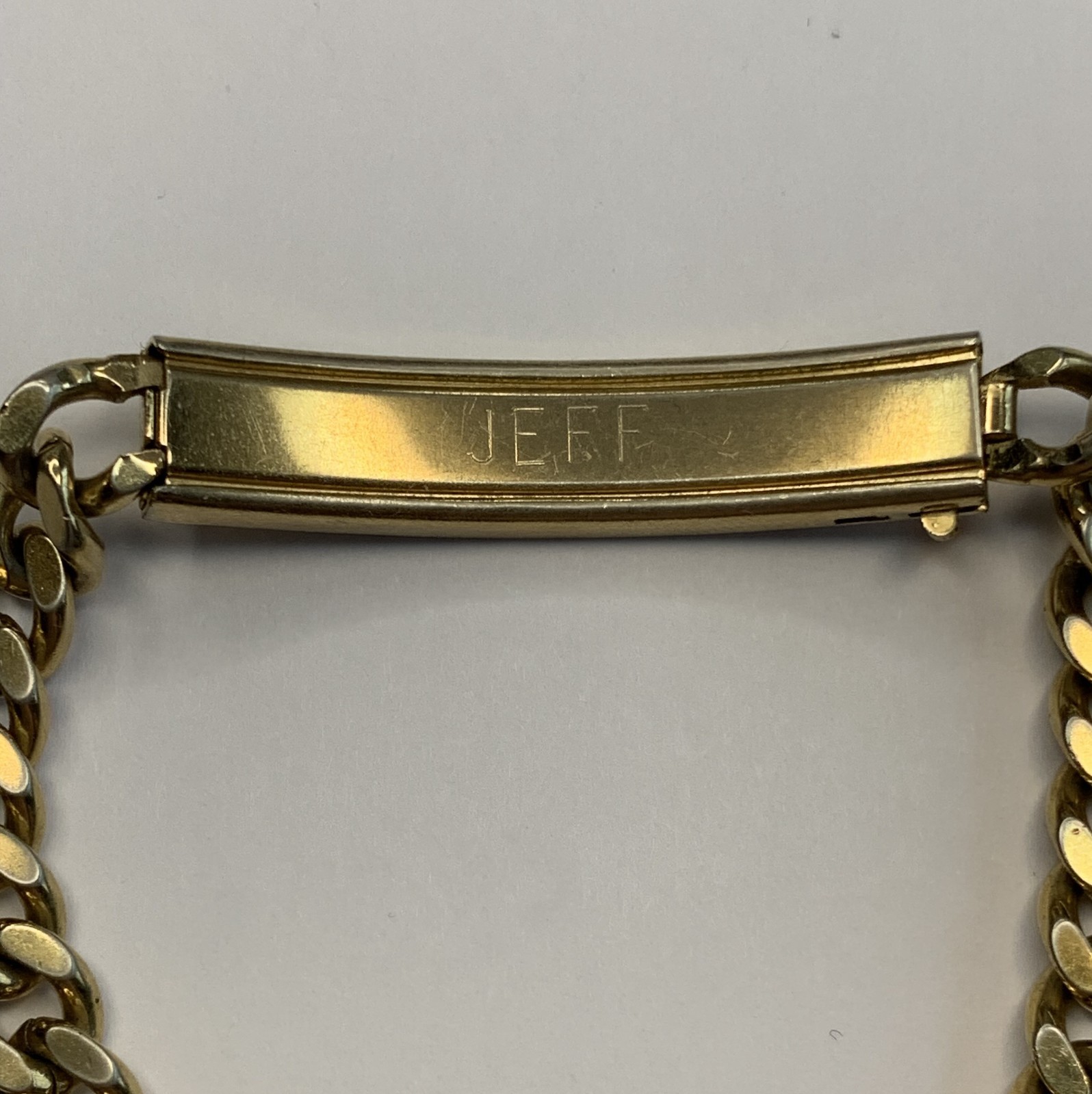 Vintage Speidel Gold Tone ID Bracelet Engraved Stacy on outside JEFF on Inside