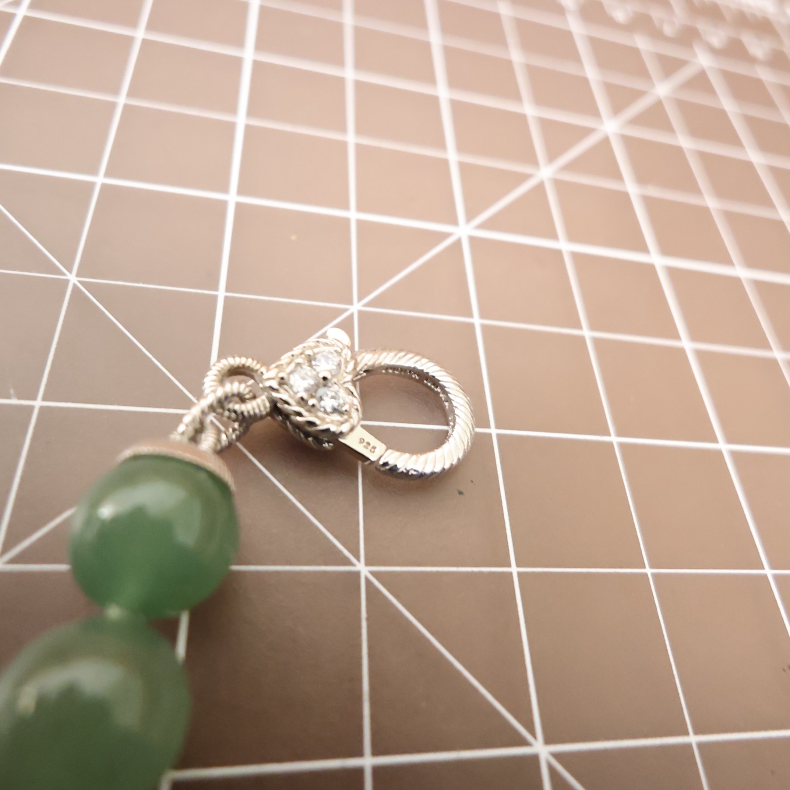 Judith Ripka necklace aventurine beads sterling silver 925 clasp DMQ signed 20in