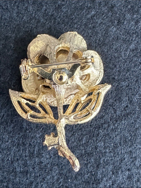 VTG 1960s Gold Tone Rose Flower Brooch Pin Faux Turquoise Cabochon Pearl