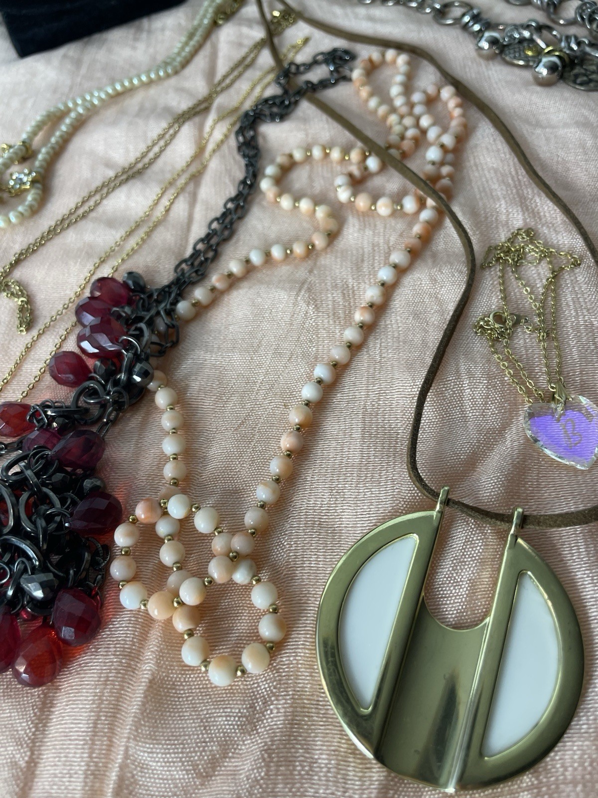 Lot Of Mixed Costume Jewelry See Pictures Details/Wear