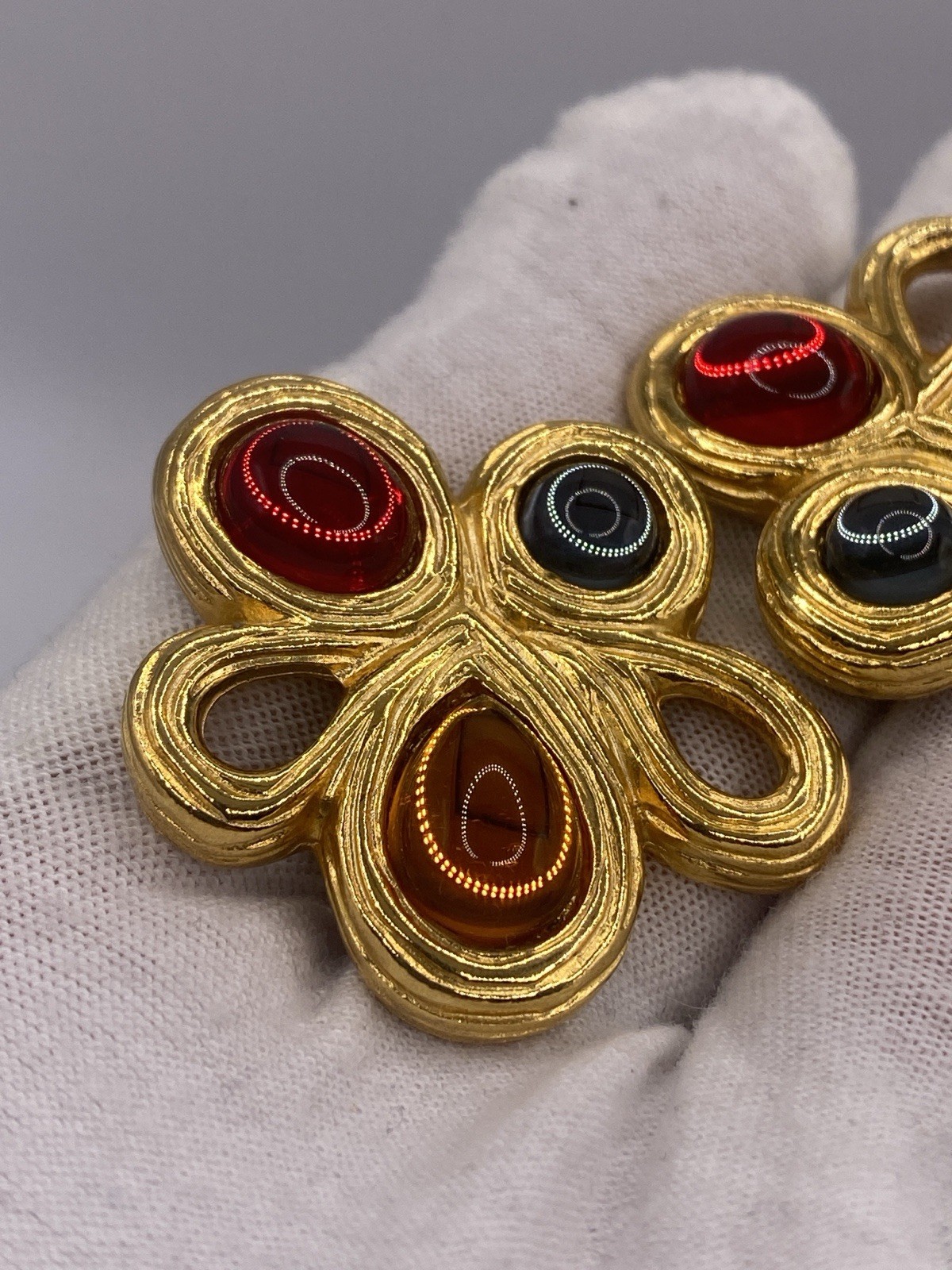 Givenchy Vintage Gripoix Clip Earrings Gold Tone