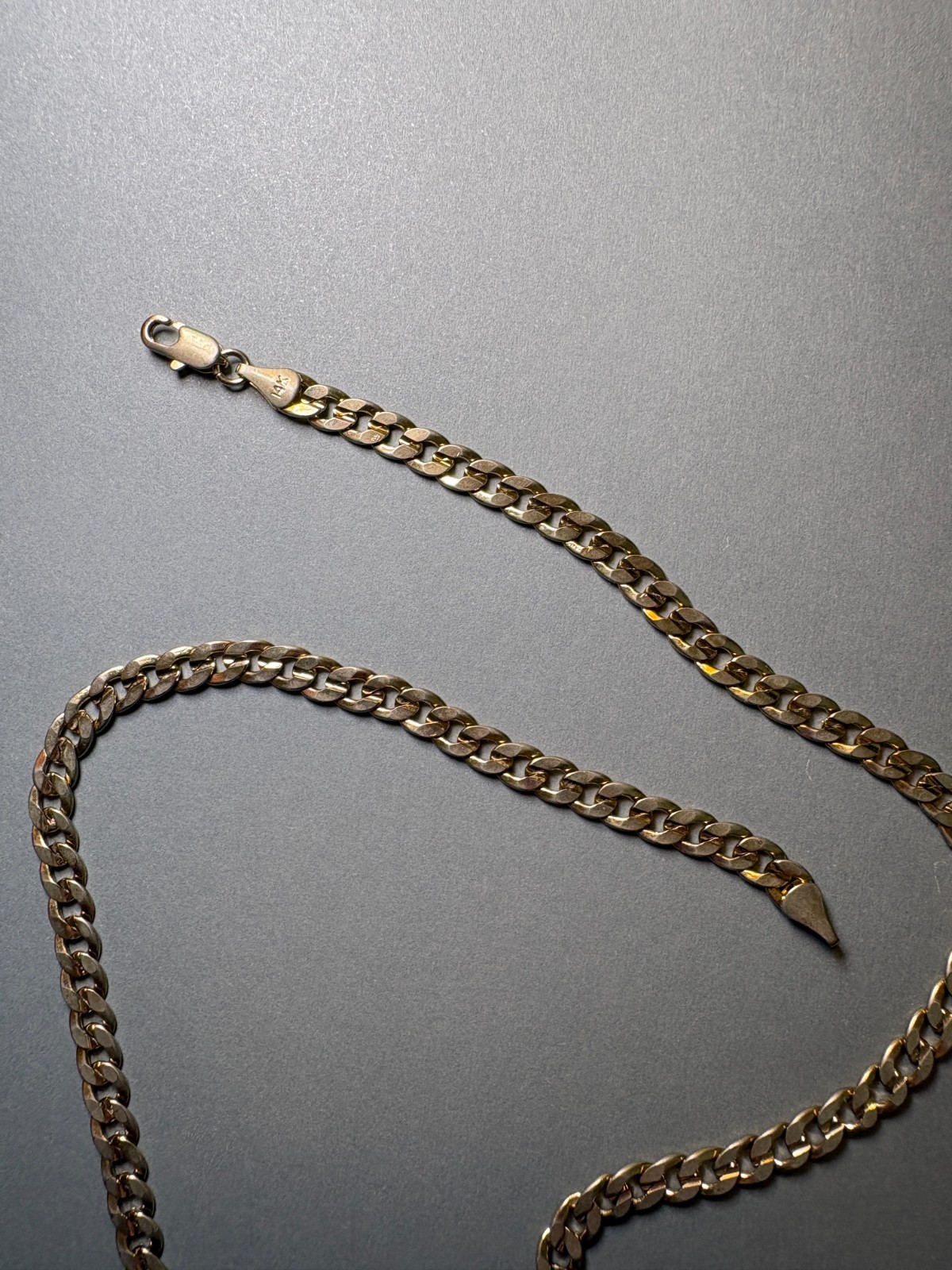 Vintage Curb Link Chain Necklace 23″ Stamped 14K Gold Tone Plated Shows Wear