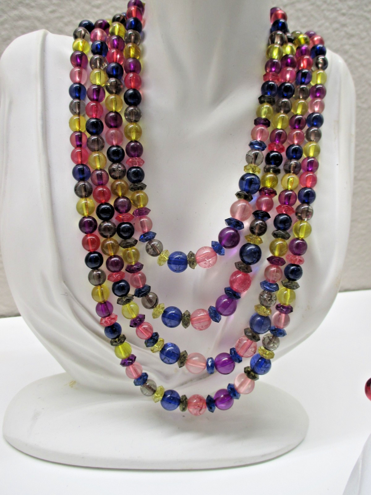 Vintage Multicolor Beaded Necklace and Bracelet Set