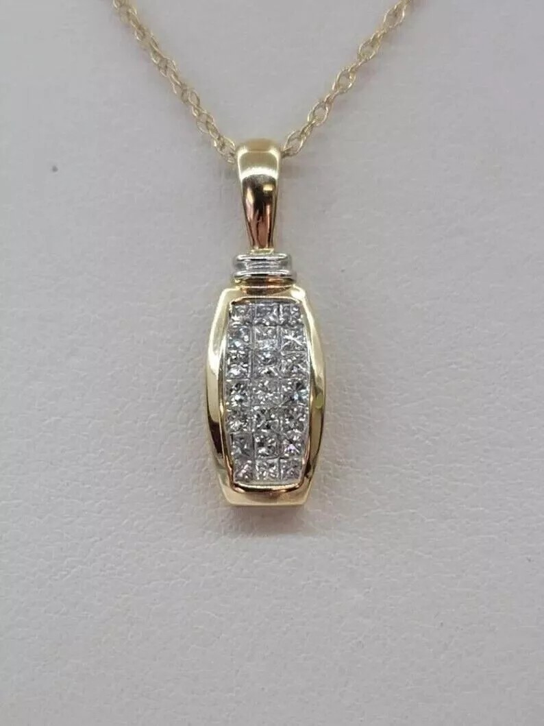 Round Cut Lab Created Diamond Woman Party Wear Pretty Pendent 14K Yellow Gold FN