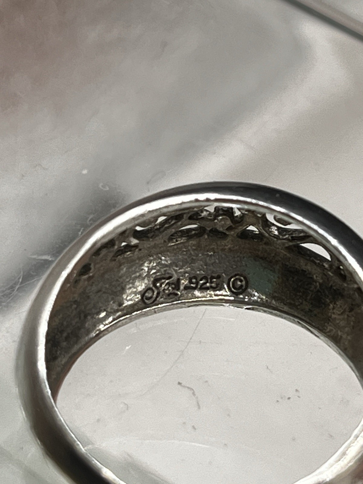 Jezlaine Open Work 925 Sterling Silver VTG. Scroll Dome Band Ring SZ 7.25