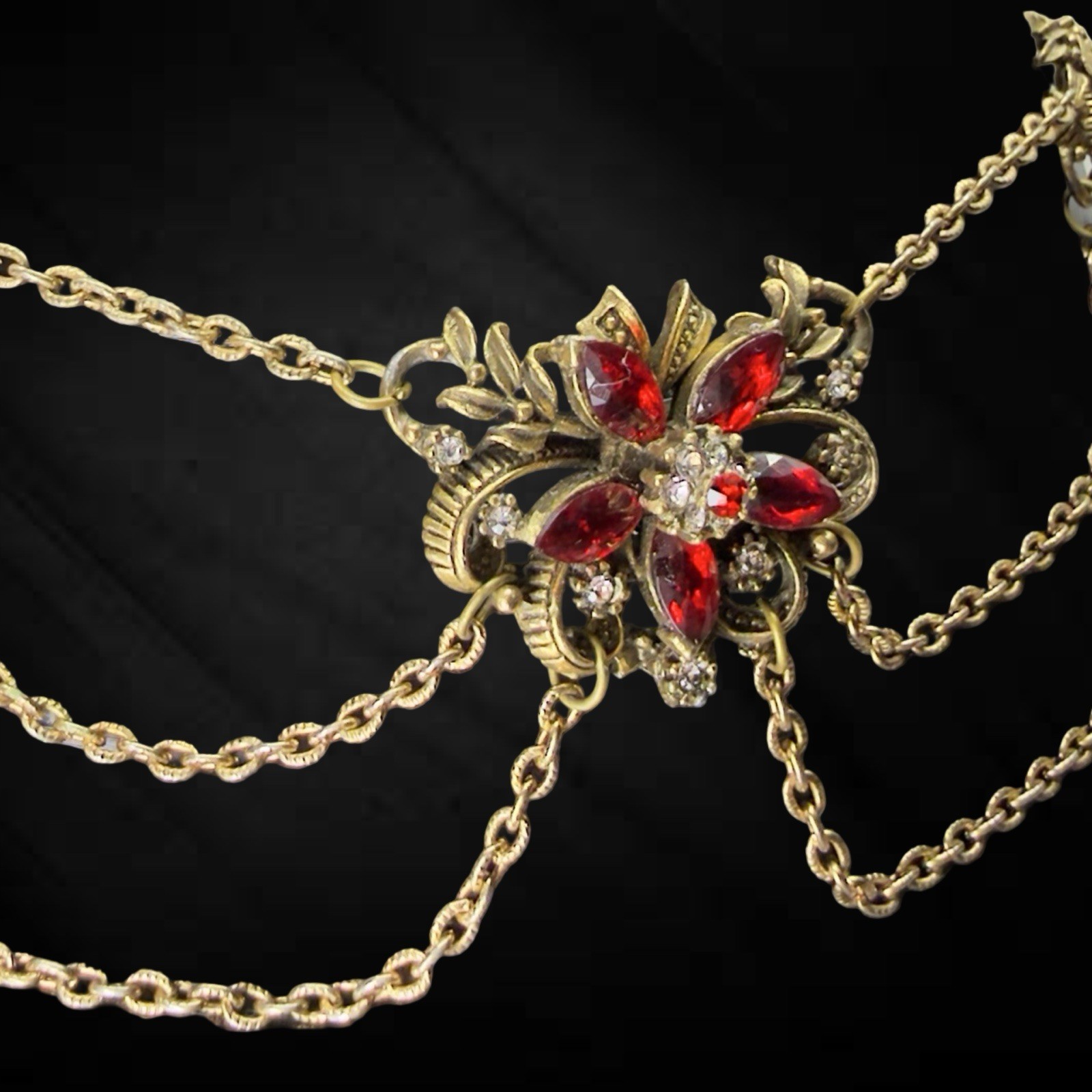 1940s Vintage SIGNED ✨ CORO ✨ Rhinestone Swag FESTOON Draped Chain Bib Necklace