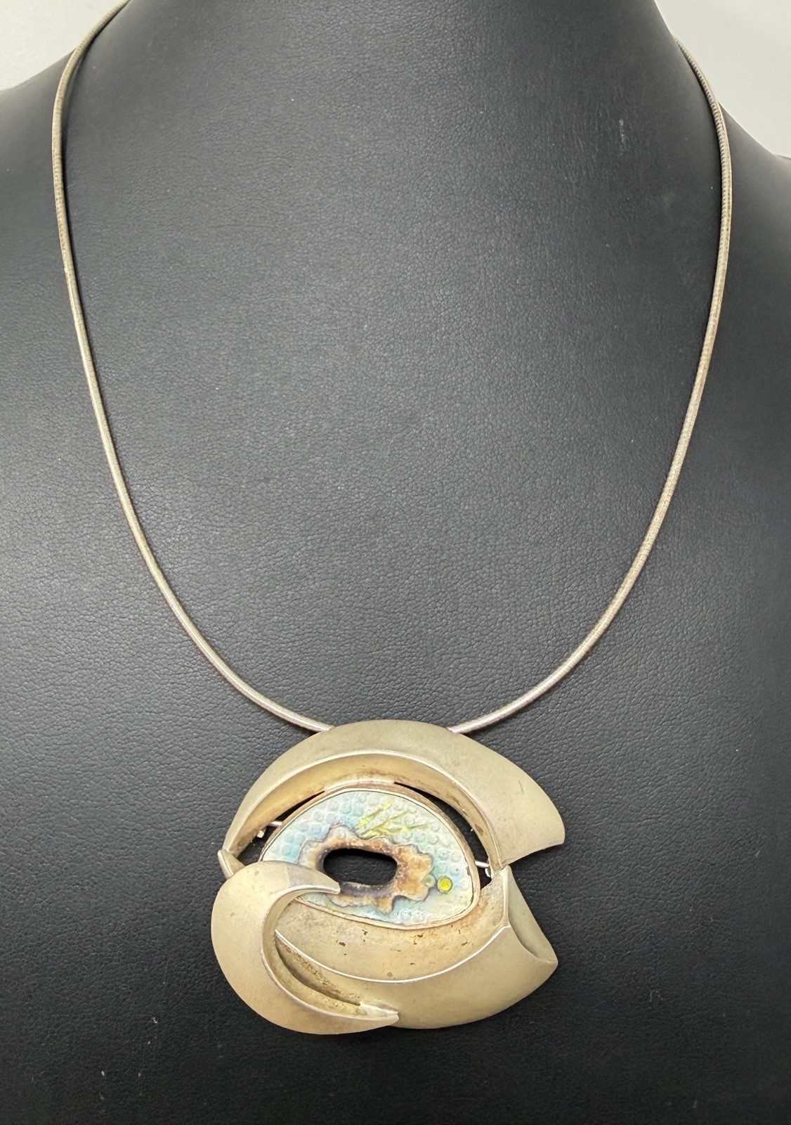 MCM Signed Artisan MODERNIST STERLING SILVER & ENAMEL Brooch PENDANT NECKLACE