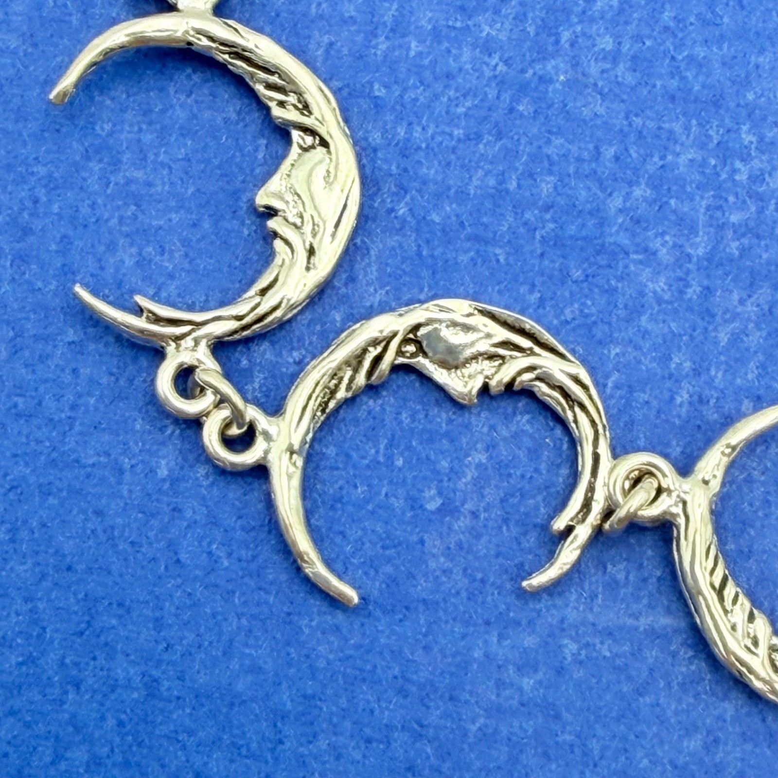 Vintage Sterling Silver 925 Crescent Moon Chain Bracelet Size 7″ New Old Stock