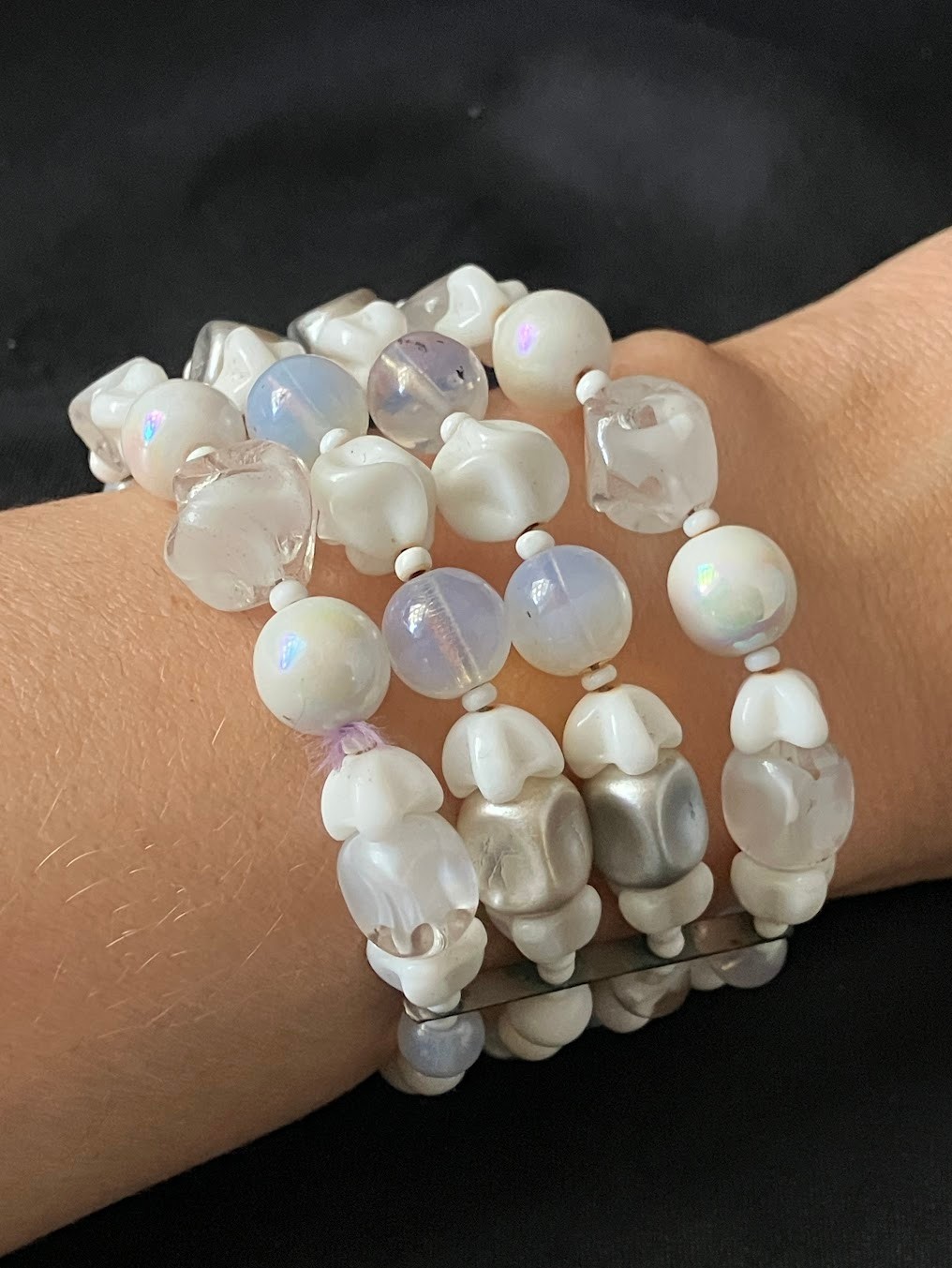 Vintage White Glass Beaded Necklace Bracelet Set Opalescent MCM Bridal