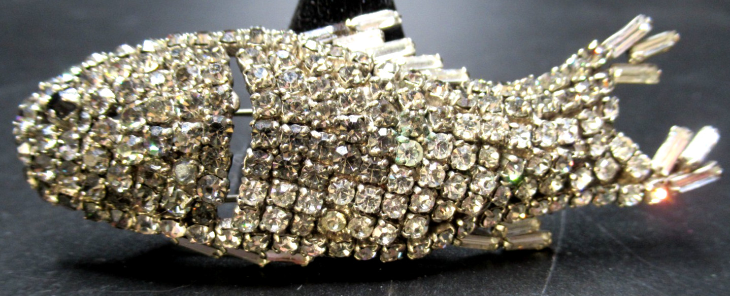 ROGER JEAN PIERRE 1962 French Depose RARE Rhinestone Figural Fish Fur Clip