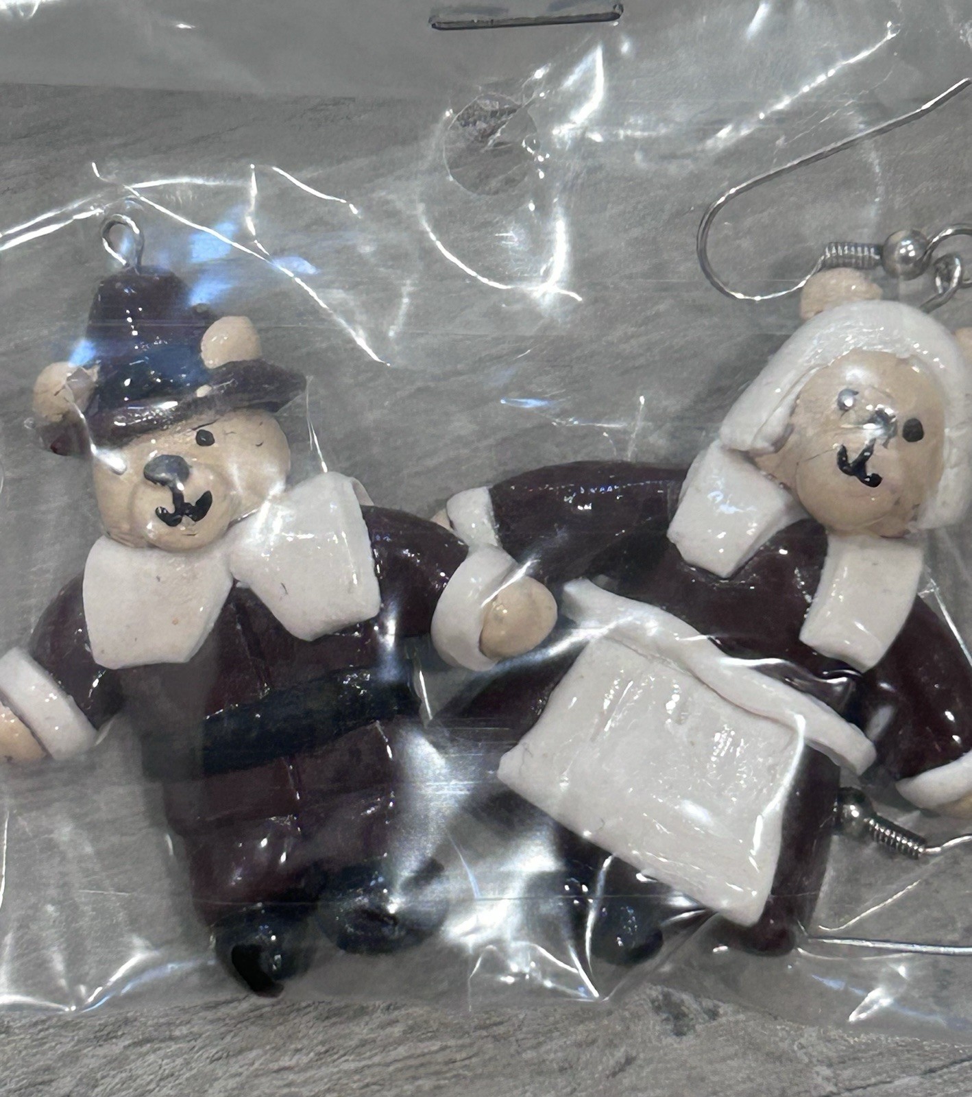 Vintage Pilgrim Bear Thanksgiving Earrings Clay Figurine Dangle Holiday Defect