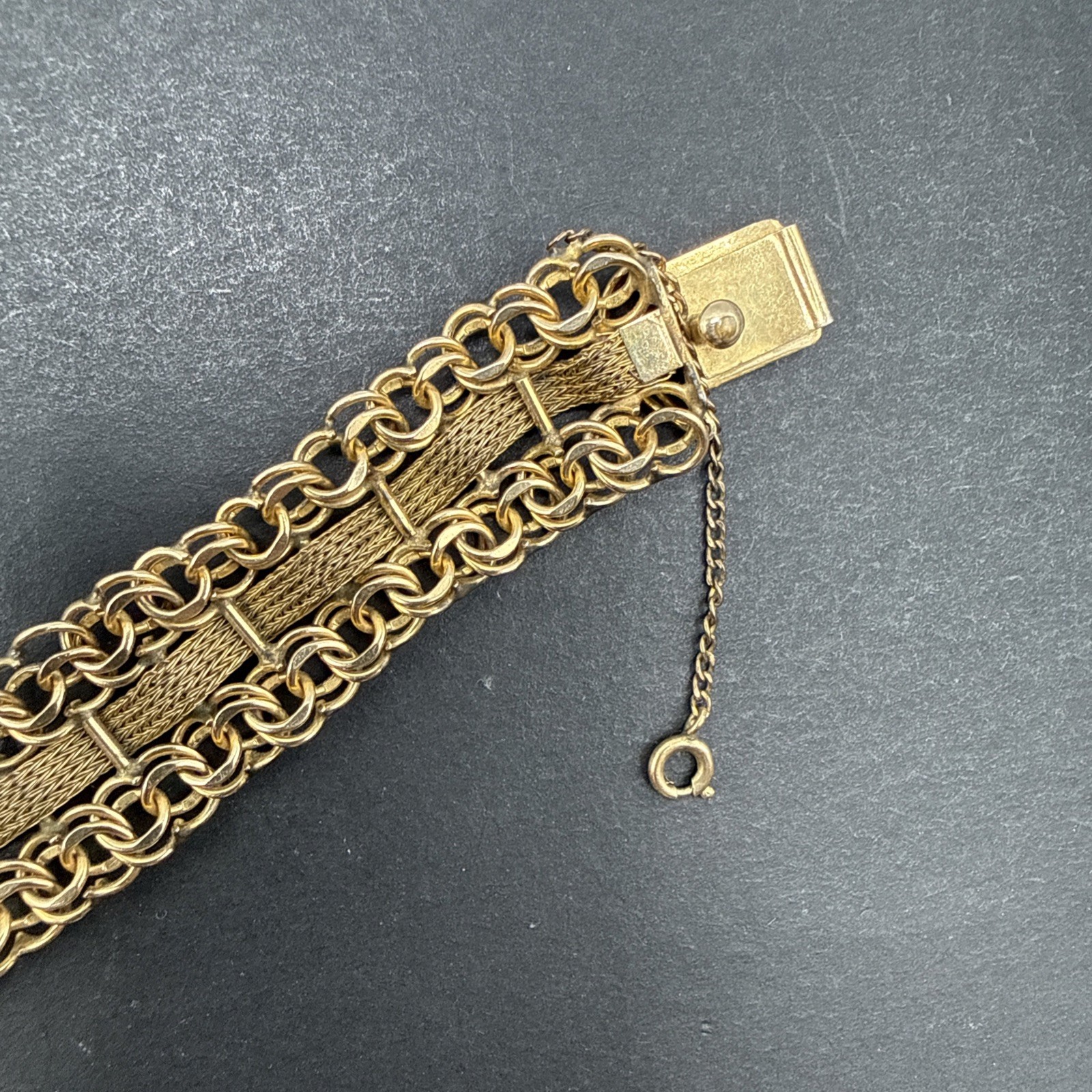 1/20 12k Gold Filled American Signed Bracelet 7” 21.8g J99