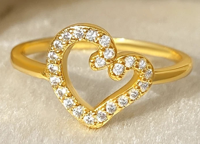 Round Cut 0.24TCW White Moissanite Heart Shaped Bride Ring In 10K Yellow Gold FN