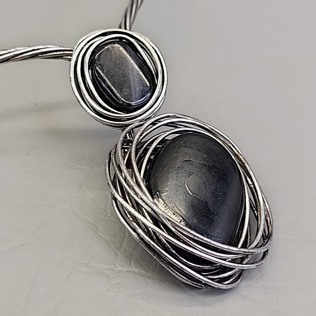 Vintage Artisan Necklace Black Onyx Drop Silver Twist Wire Collar Choker 17″
