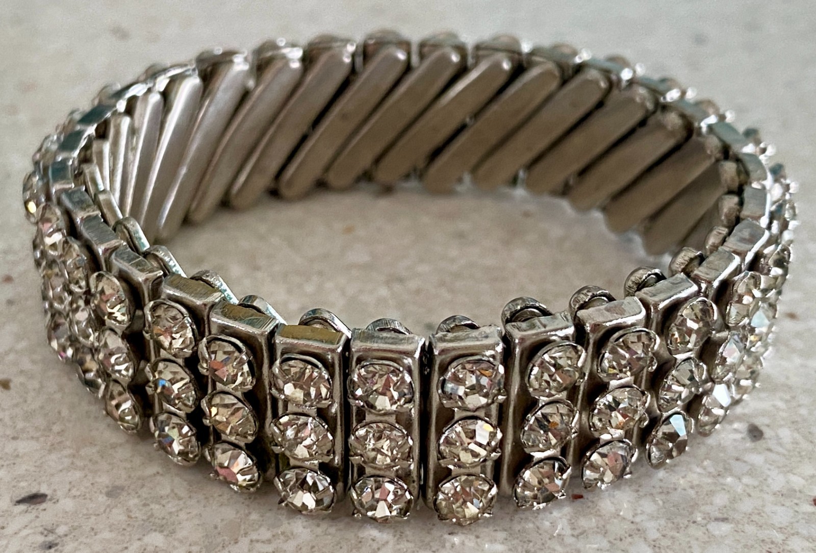Vintage British Hong Kong Rhinestone Stretch Accordion Band Bracelet Silver Tone