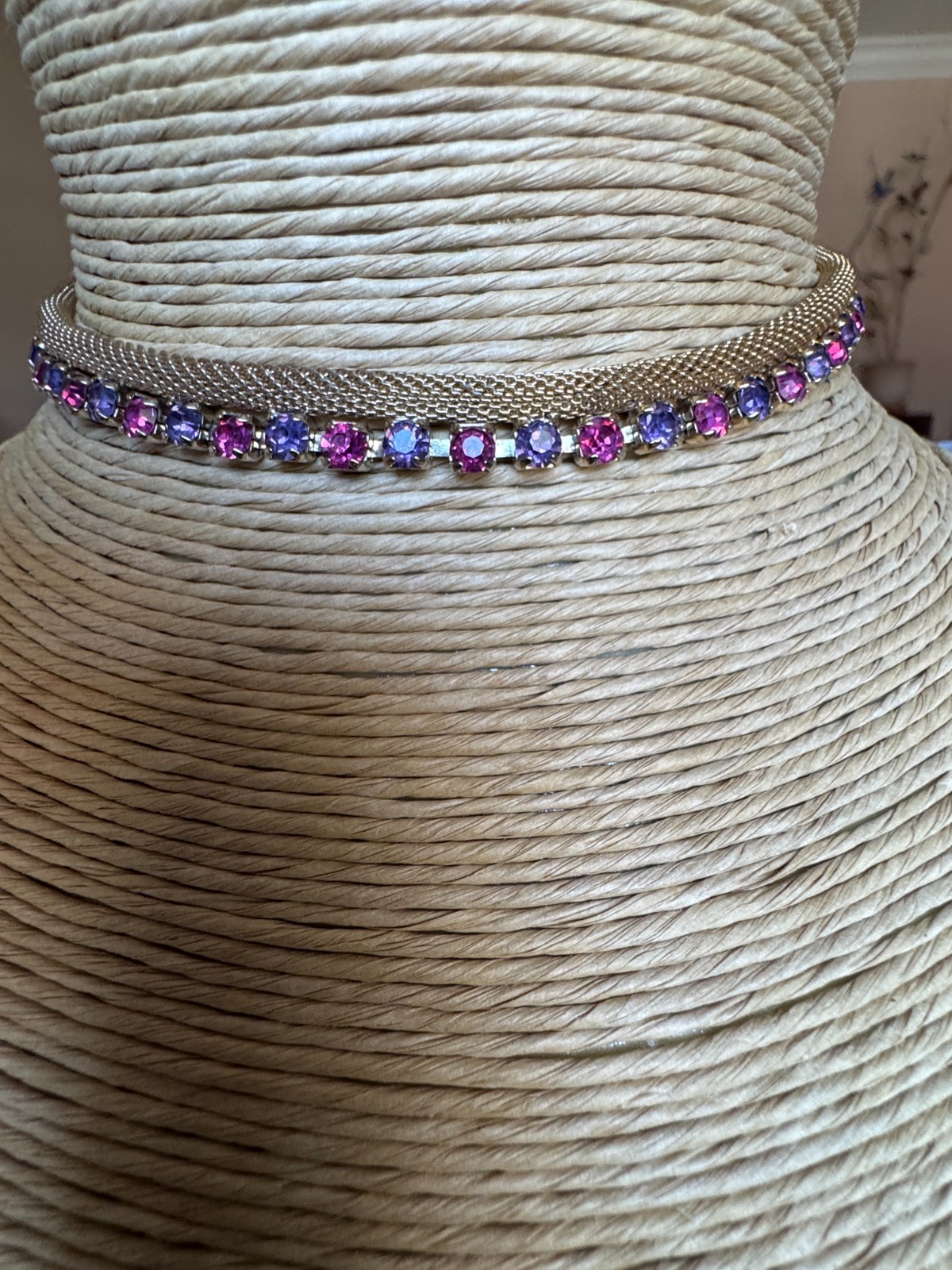 Vintage Weiss Gold Mesh Prong Set Pink Purple Rhinestone Choker Stunning