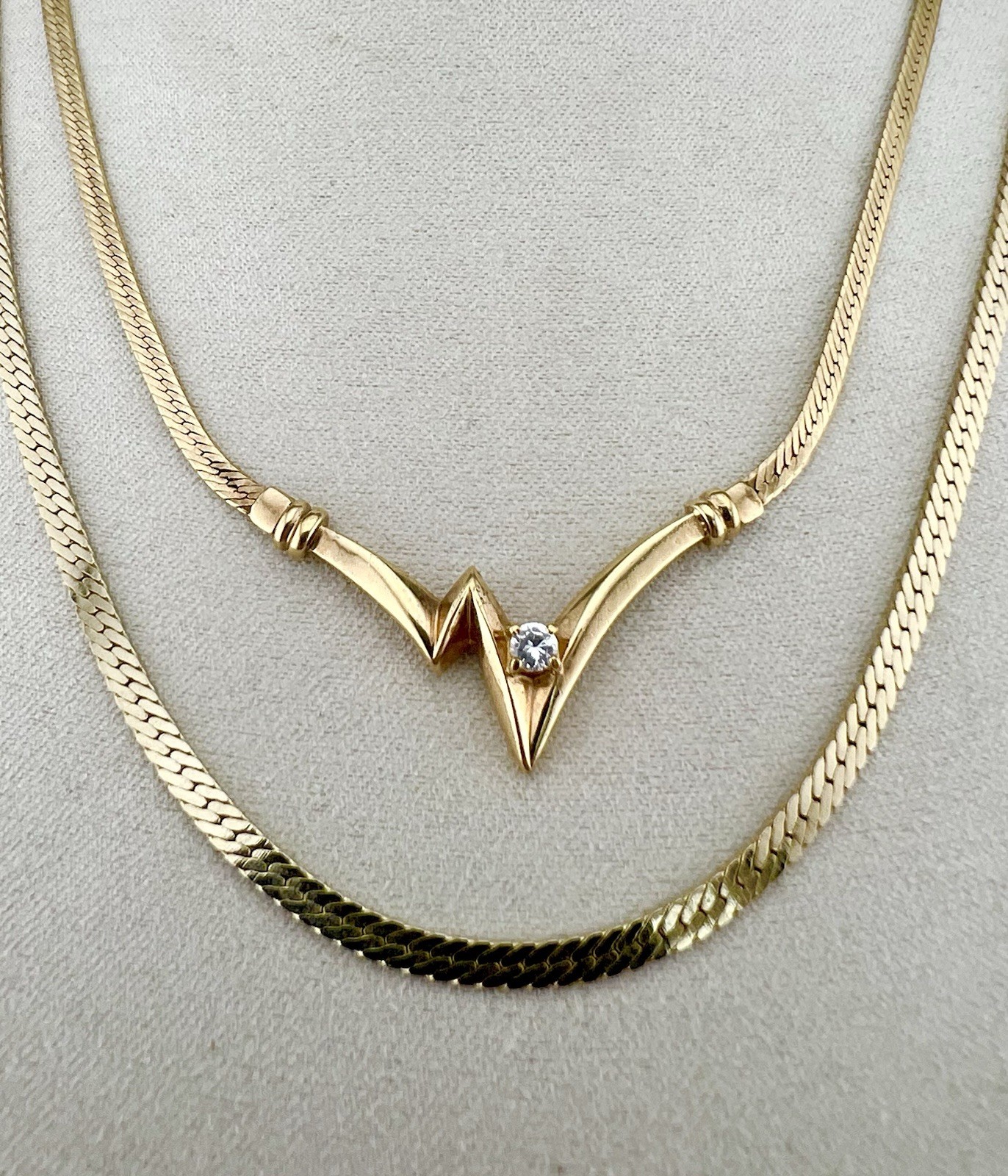 Vintage Herringbone Necklace Lot Abstract Pendant Rhinestone Gold Tone 17” 19”