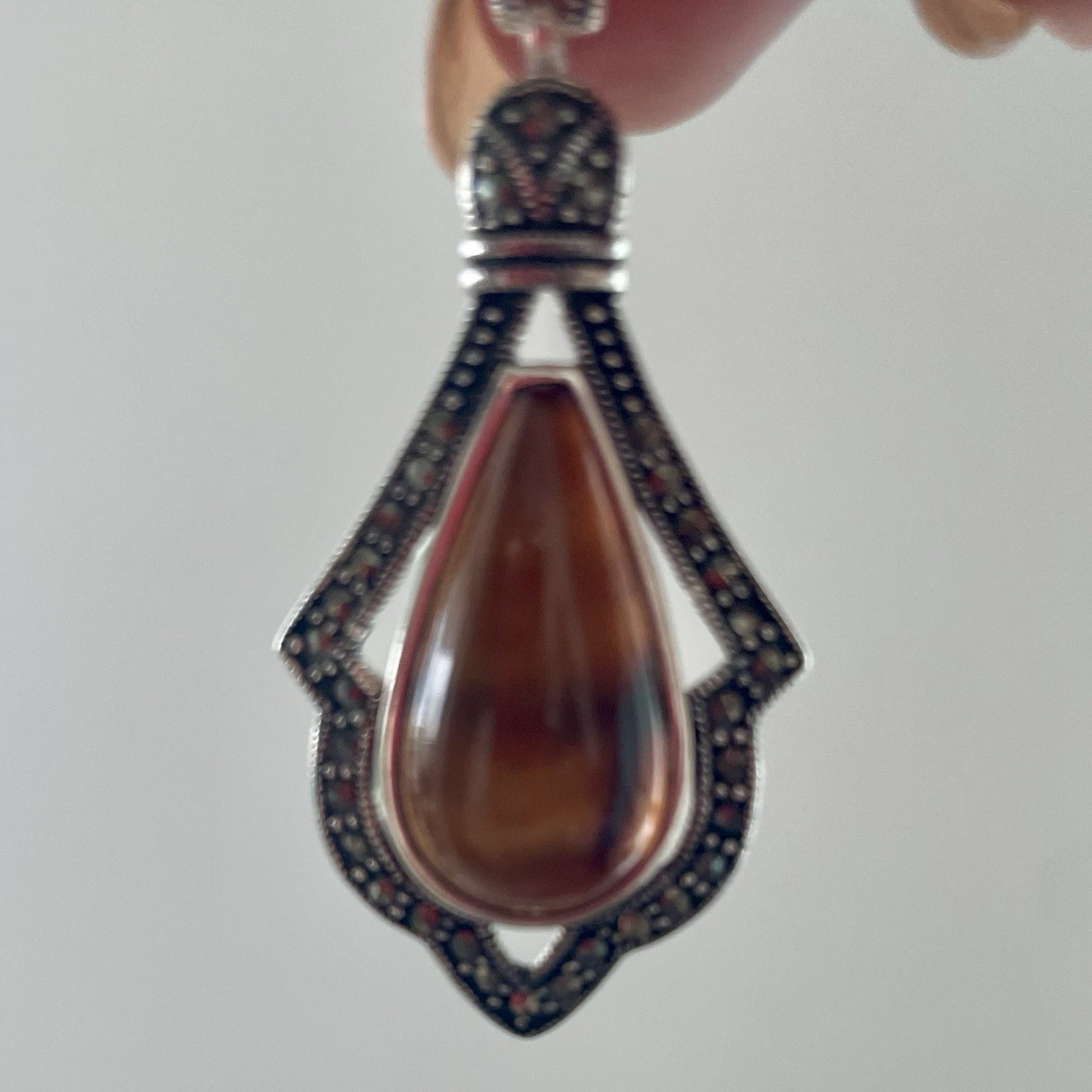 QSYZP Silver Marcasite Banded Agate Sardonyx Teardrop Dangle Earrings Vintage