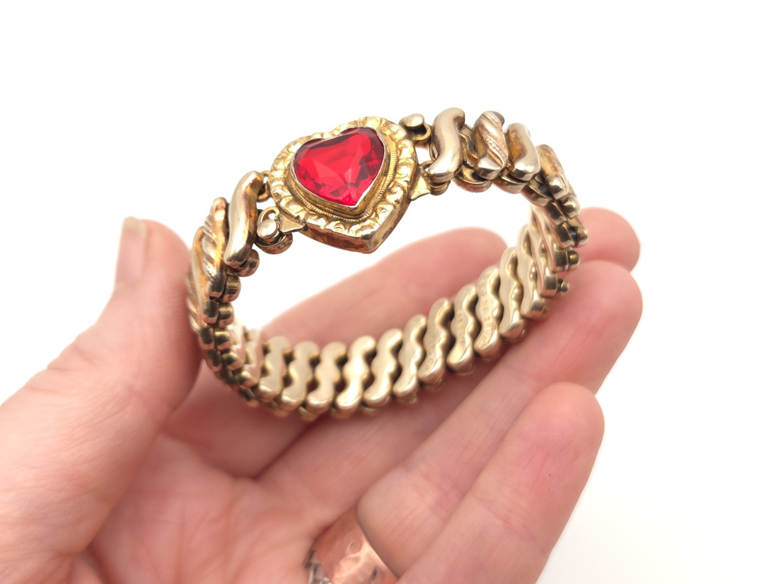 Vintage DFB Carmen Deluxe Gold Filled Sweetheart Red Glass Expansion Bracelet
