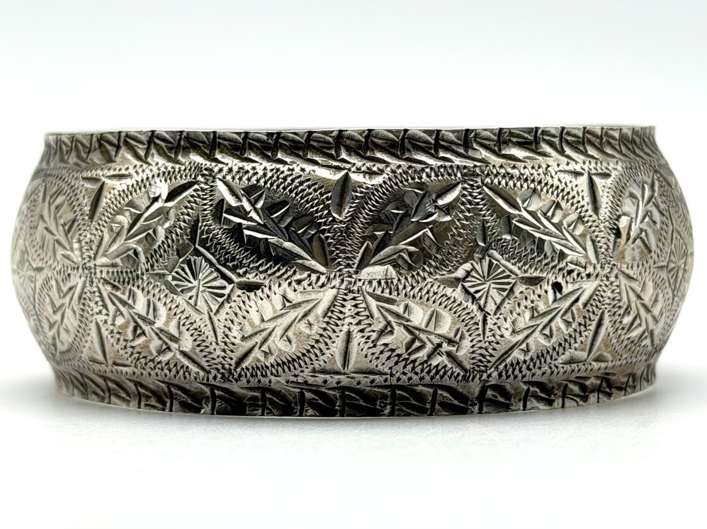Vintage North African Sterling Silver Wide Engaved Tribal Bangle Bracelet 26.45g