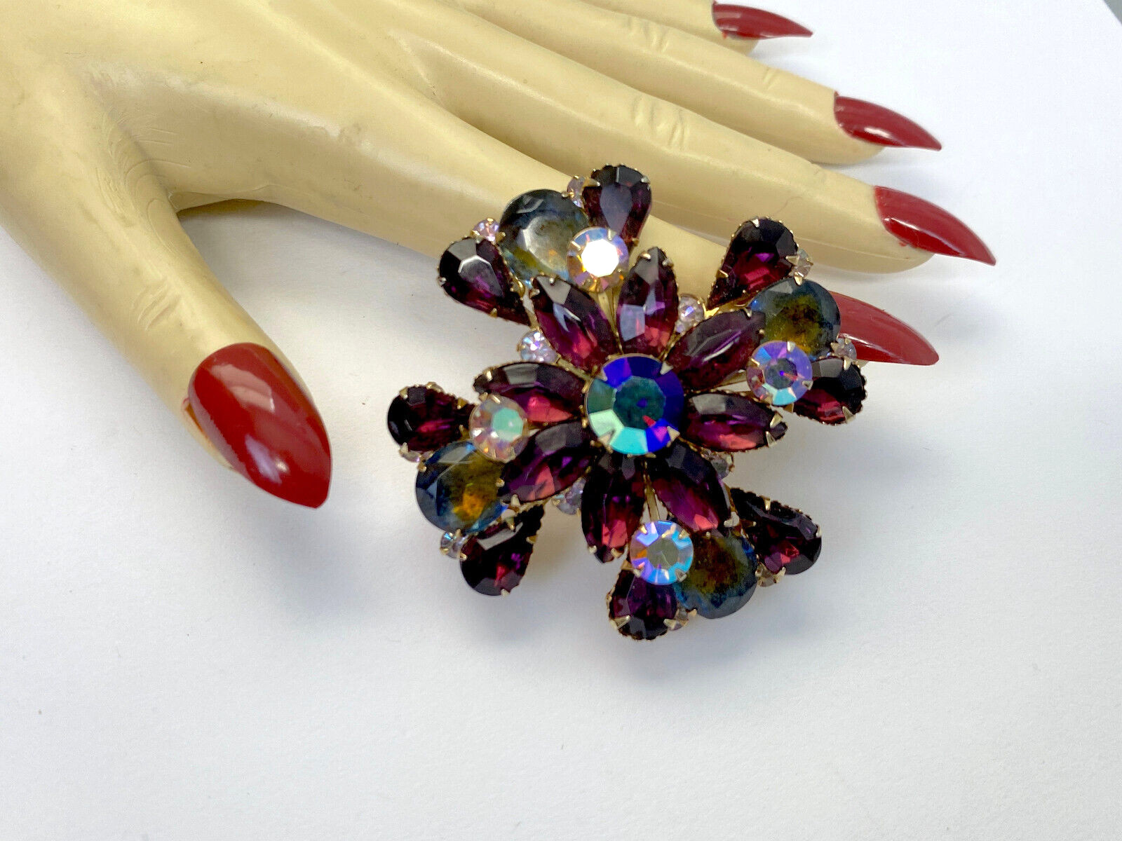 Vintage Purple-Aurora Borealis Crystal Large FLOWER Pin-Brooch-30g-Beautiful!!