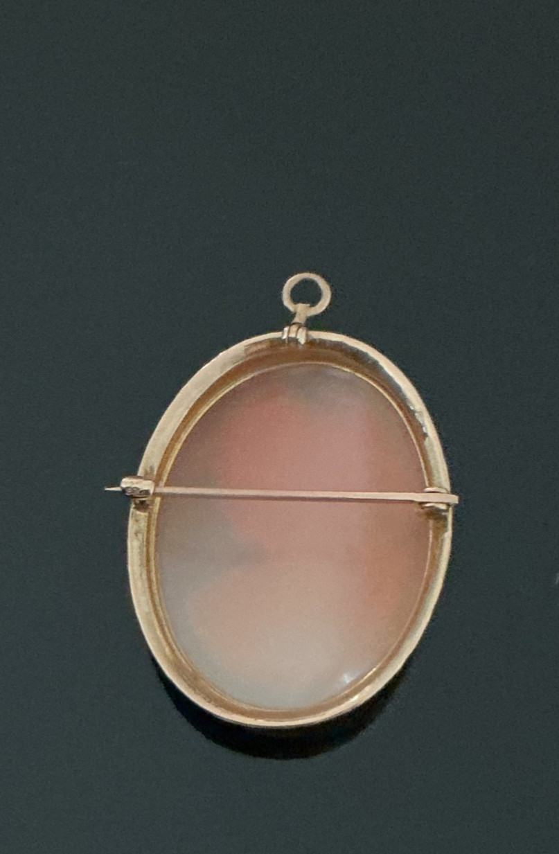 Large Antique Victorian 10K Yellow Gold Carved Shell Cameo Brooch 9.2 Grams DsVa