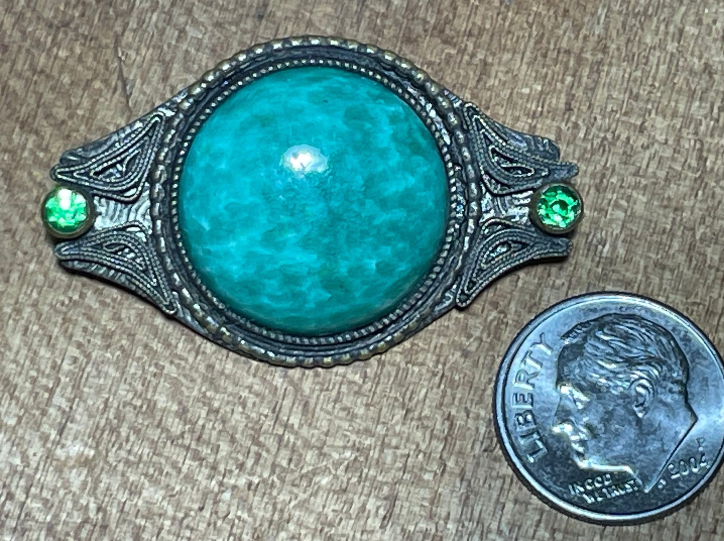 Vintage Czech Green Peking Glass Brooch victorian style 1 1/2″