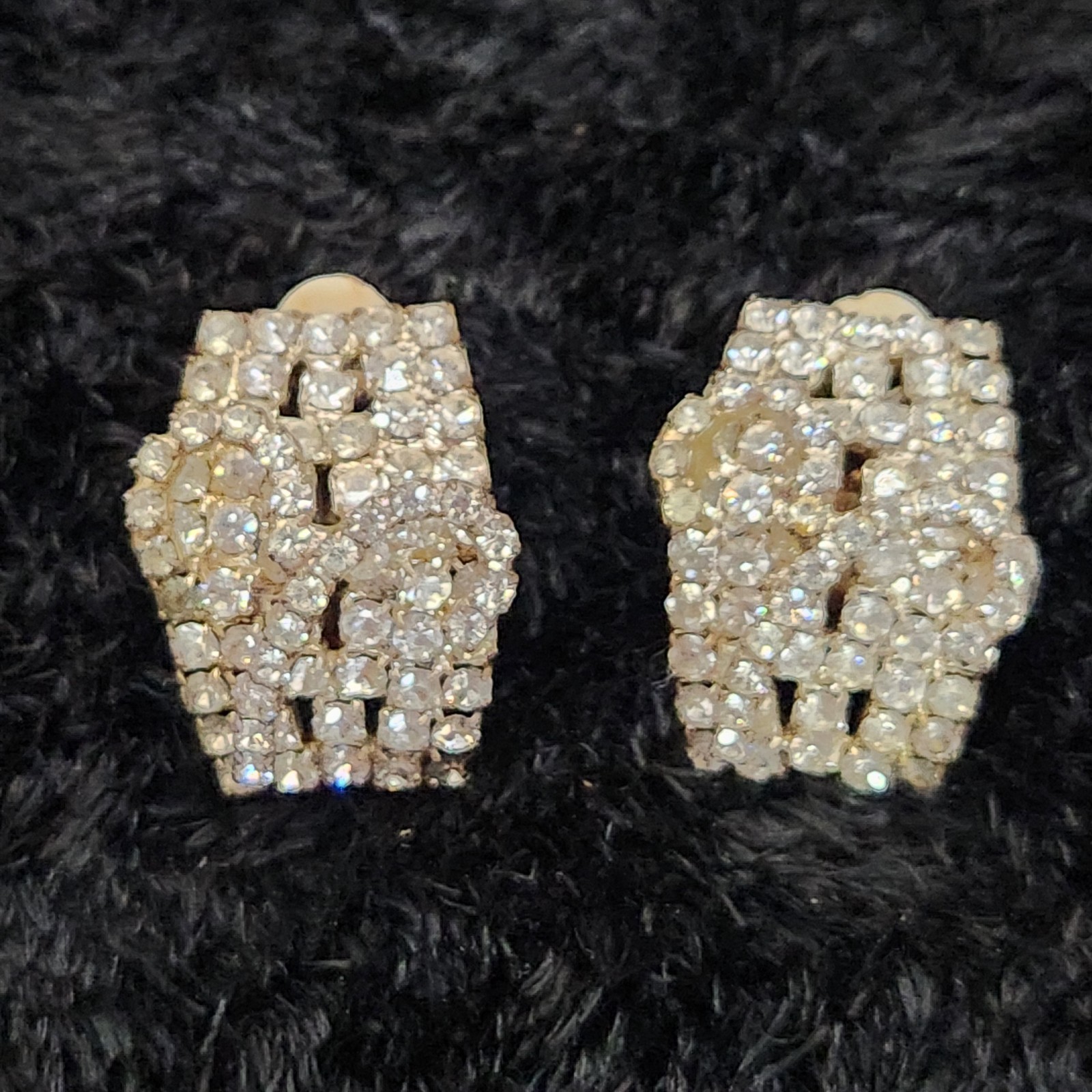 Gorgeous Vintage Pave Clear Stone Clip On Earrings