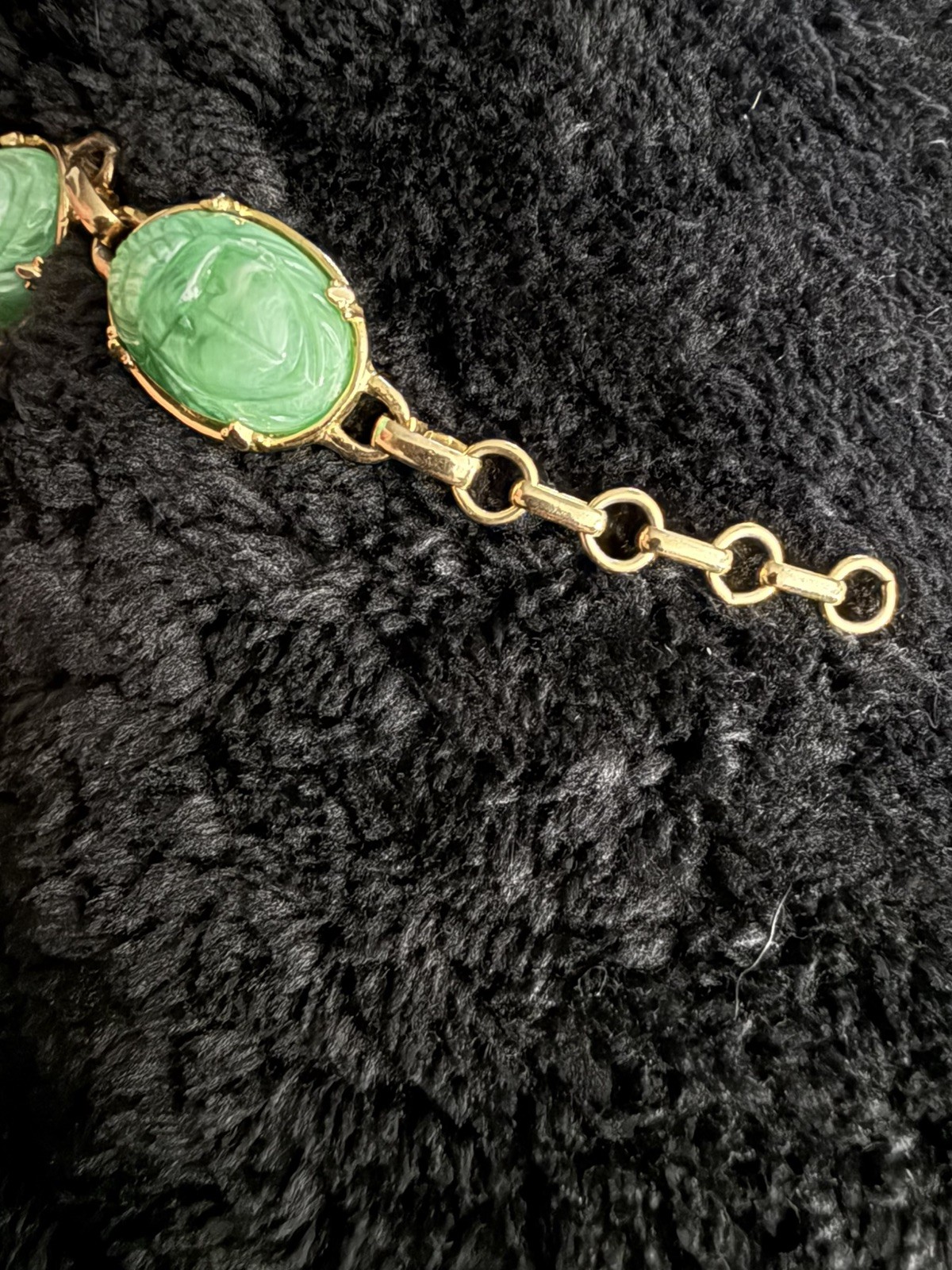 Vintage Faux Jade Scarab Oval Bracelet Gold Tone Green Bezel Set 5 Gemstones