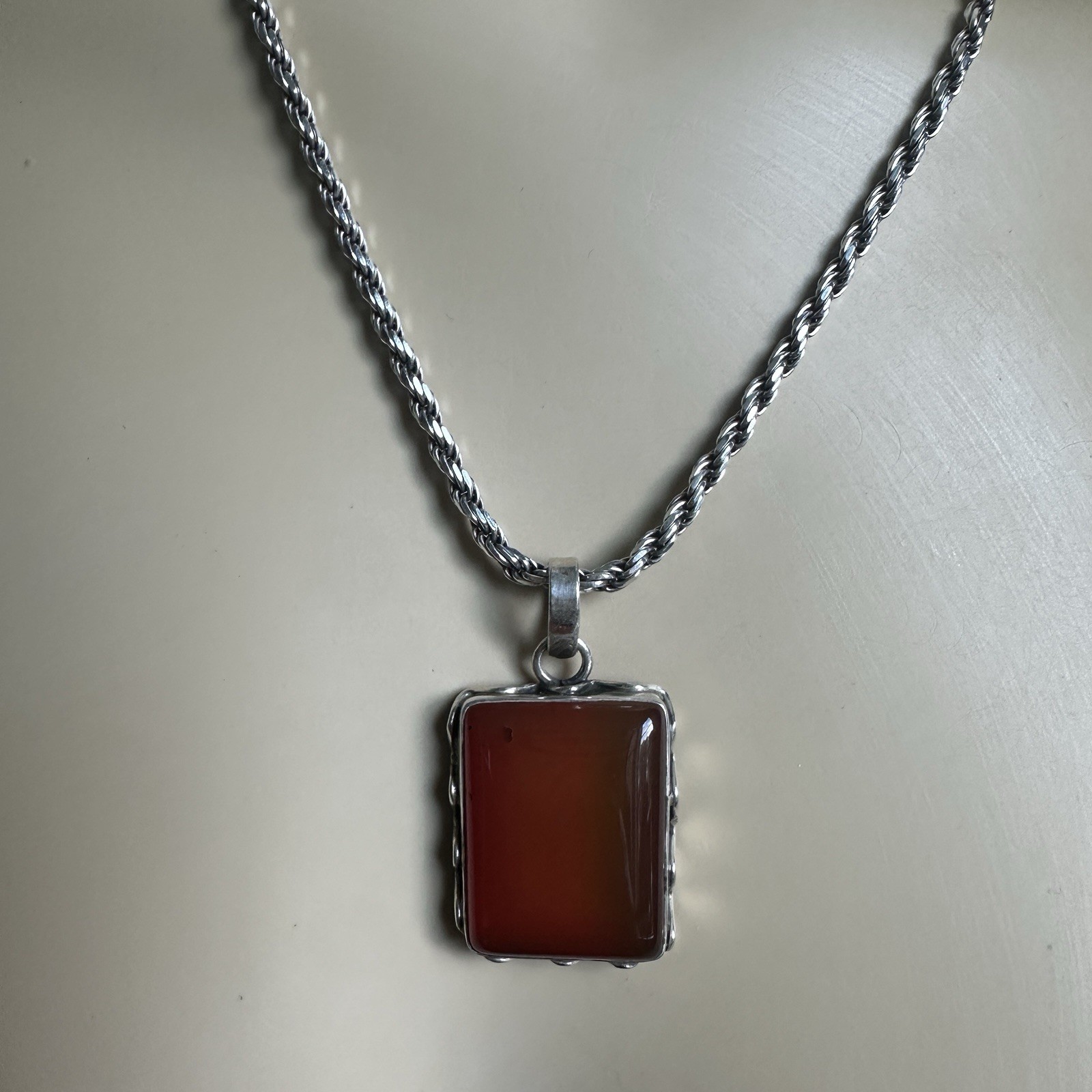 VTG Artisan Pendant Necklace 19 Inch Red Orange Carnelian Agate Sterling 20.8g