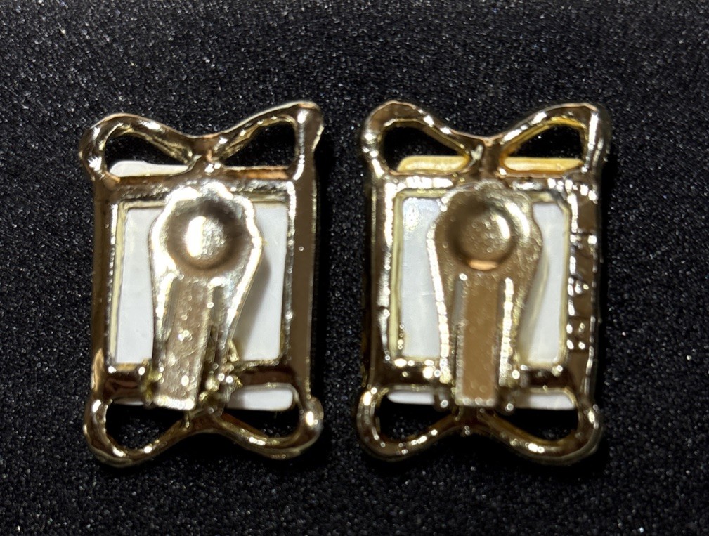 Vintage PAM Clip On Earrings Crescent Moon Confetti Gold-tone Lucite Fun!
