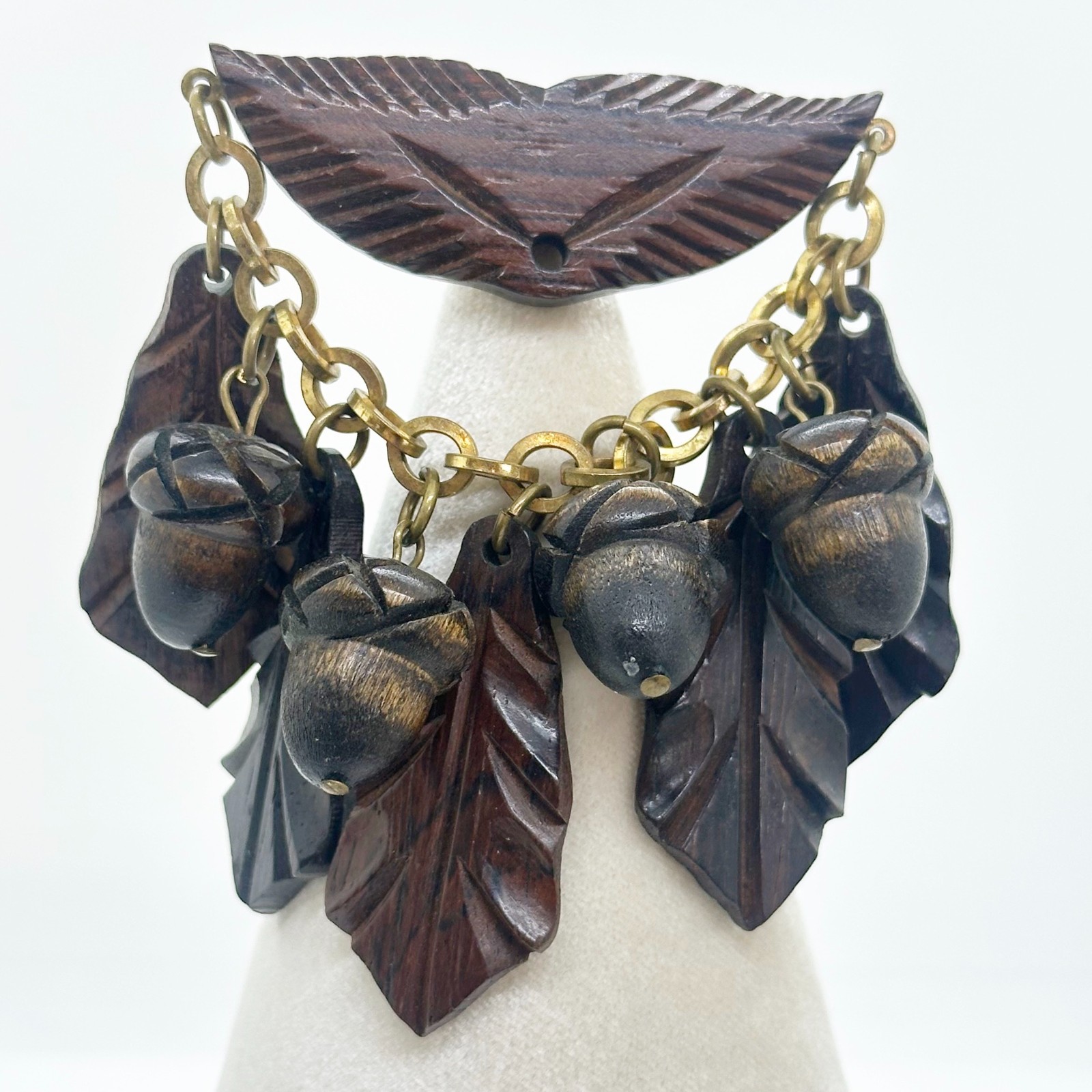 Vintage Hand Carved Wood Oak Leaf Acorn Dangle Brooch Nature Woodland WWII Era