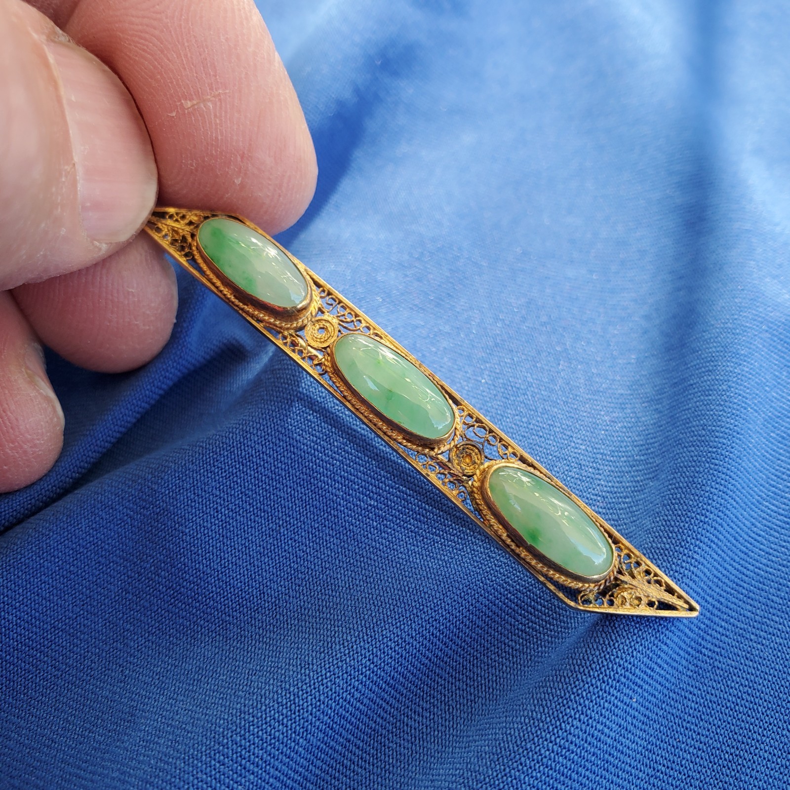 Original EARTH MINED JADE Antique Art Deco Brooch Vintage SOLID 14K GOLD Bar Pin