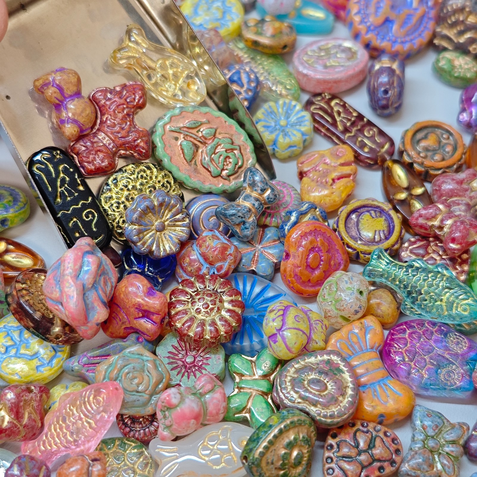 100g Handmade Glass Beads for Jewelry Making – 200 Mixed Styles Assortment