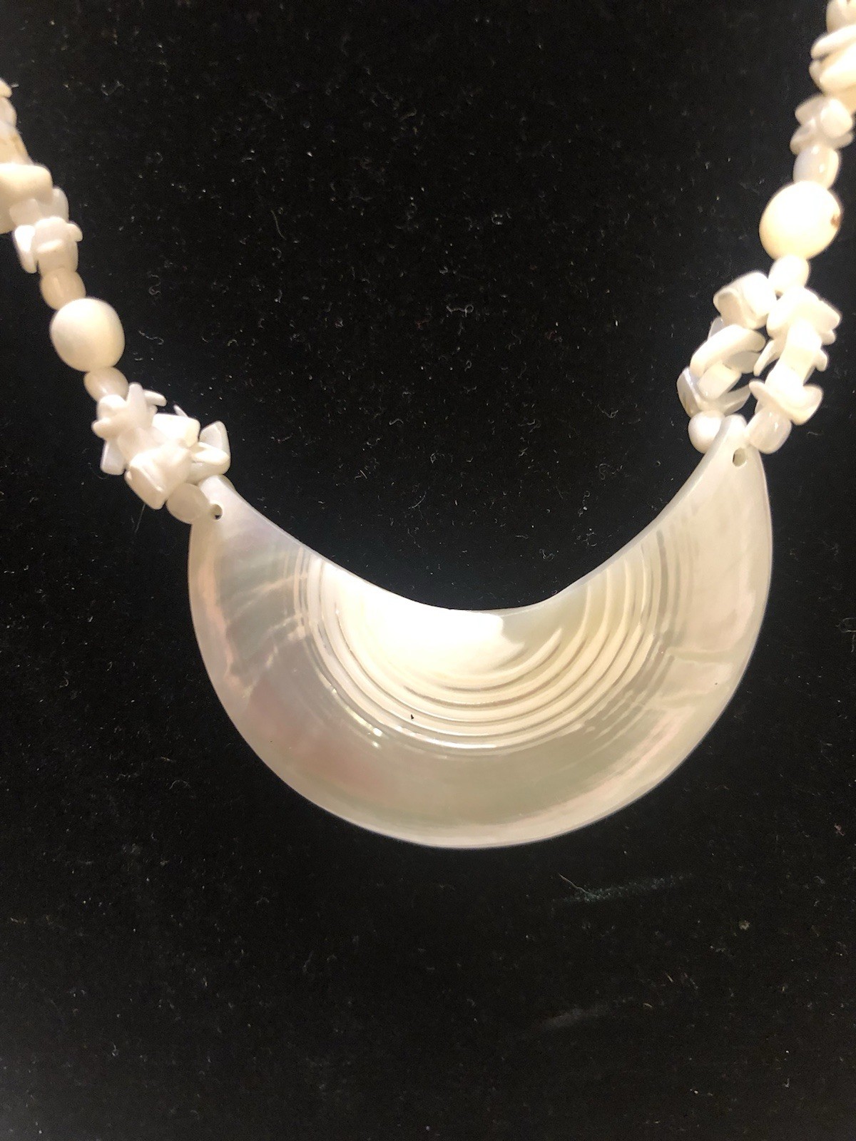 Vintage Mother of Pearl Crescent Moon Pendant Necklace White Heishi Shell Beads