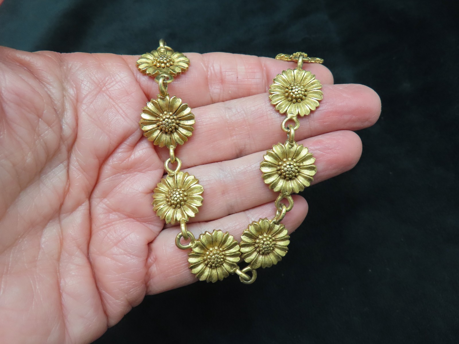 Vintage 1990’s Gold Plated “Elaine Norman” Daisy Choker For A Small Neck