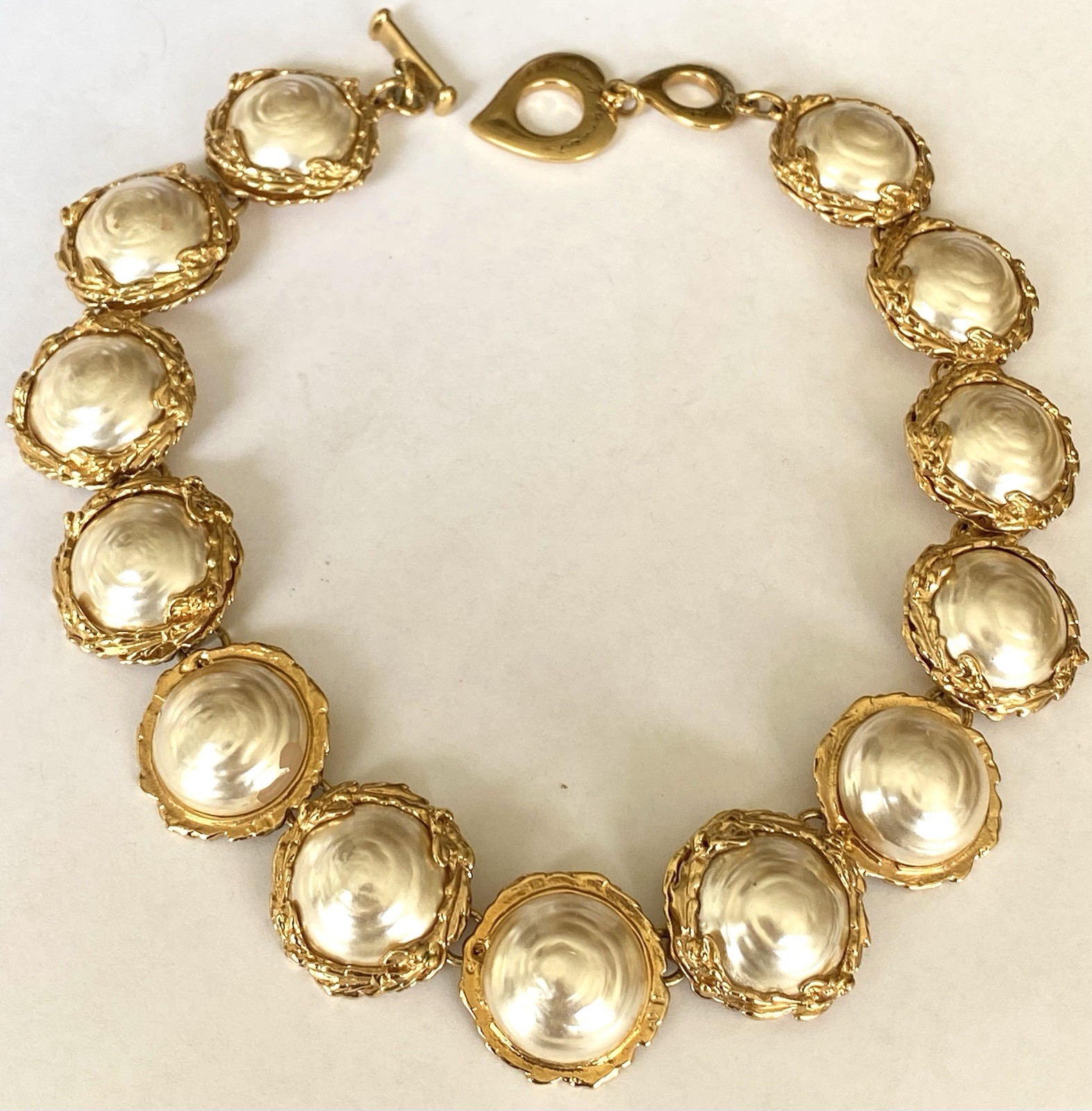 YSL Yves Saint Laurent FAUX BAROQUE PEARL MEDALLION LINKS VTG NECKLACE ~ AS IS